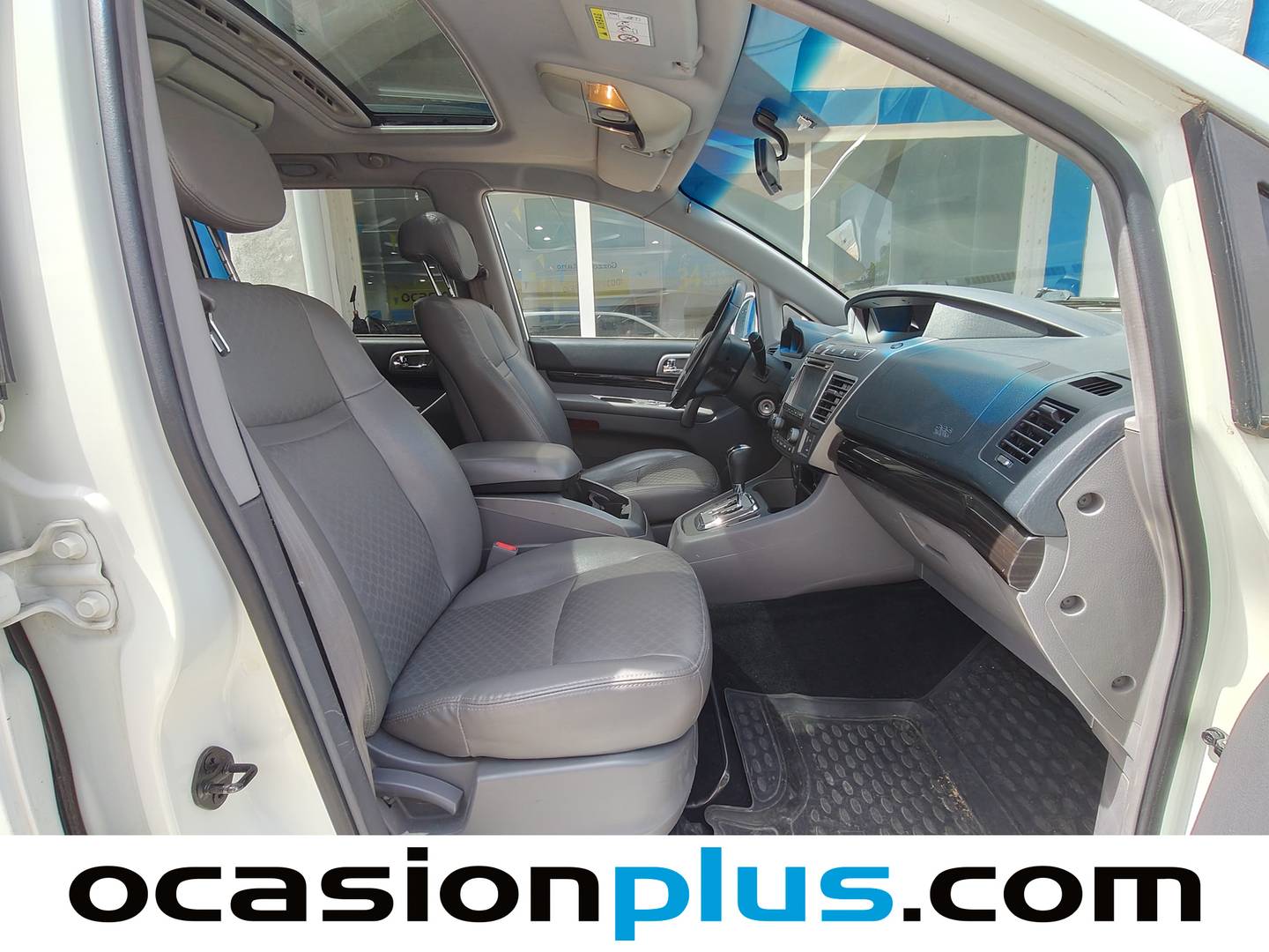 SsangYong Rodius SsangYong Rodius D22T Limited Auto (178 CV) 7 Plazas km 0