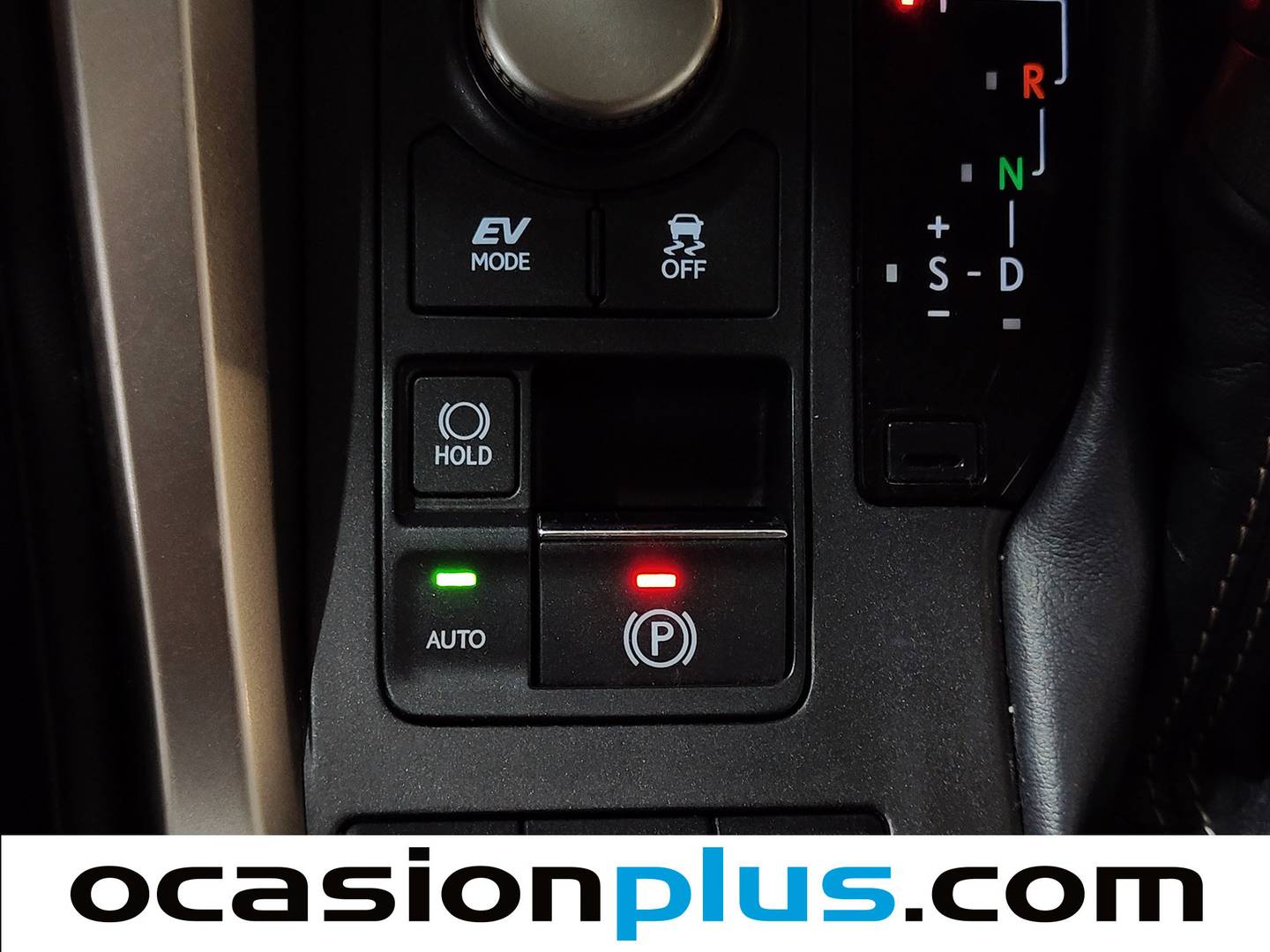 Lexus NX Lexus NX 300h Executive Tecno 4WD (197 CV) al mejor precio