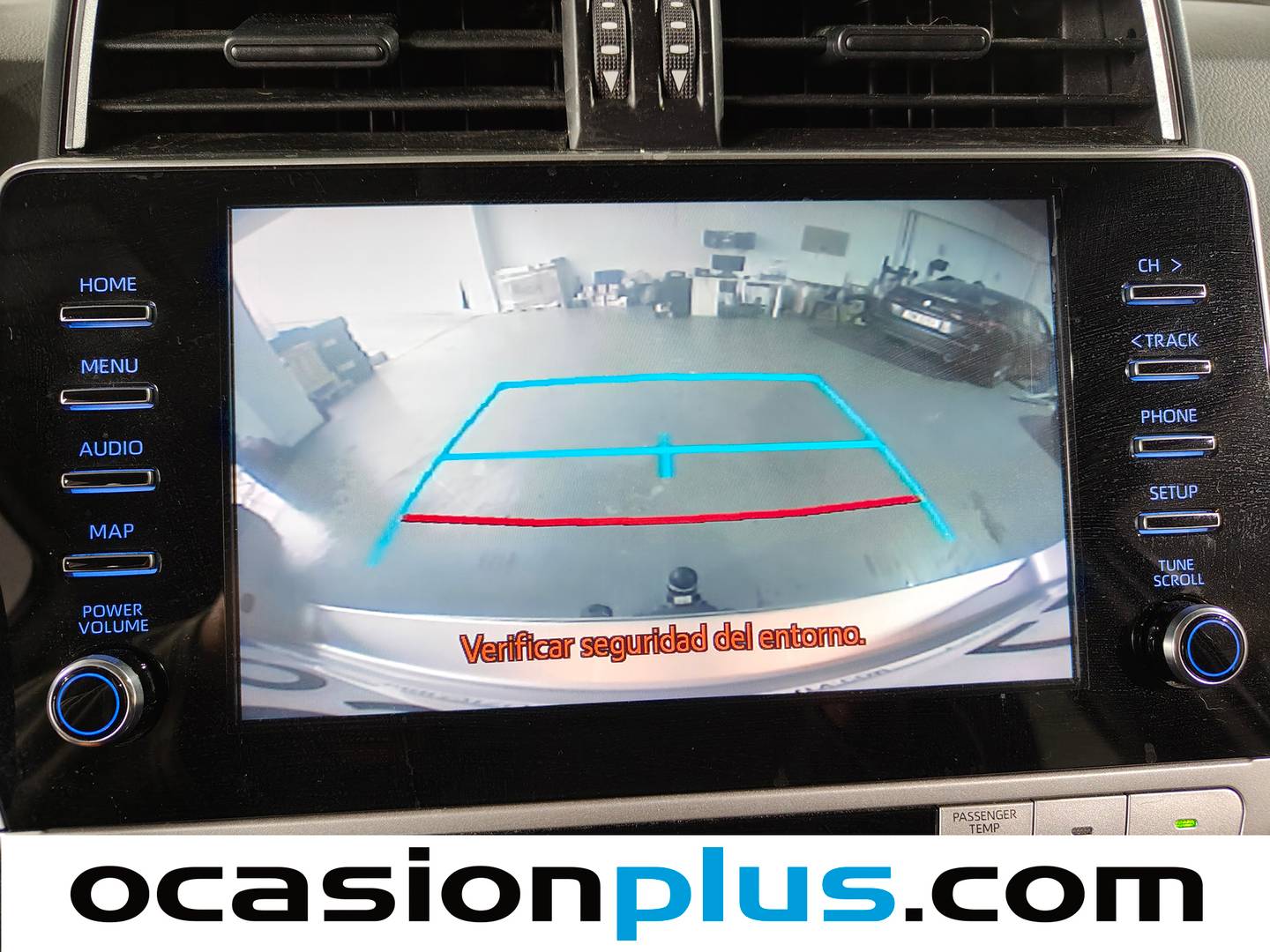 Equipamiento del Toyota Land Cruiser Toyota Land Cruiser 2.8 D-4D VX Auto (204 CV) 7 Plazas