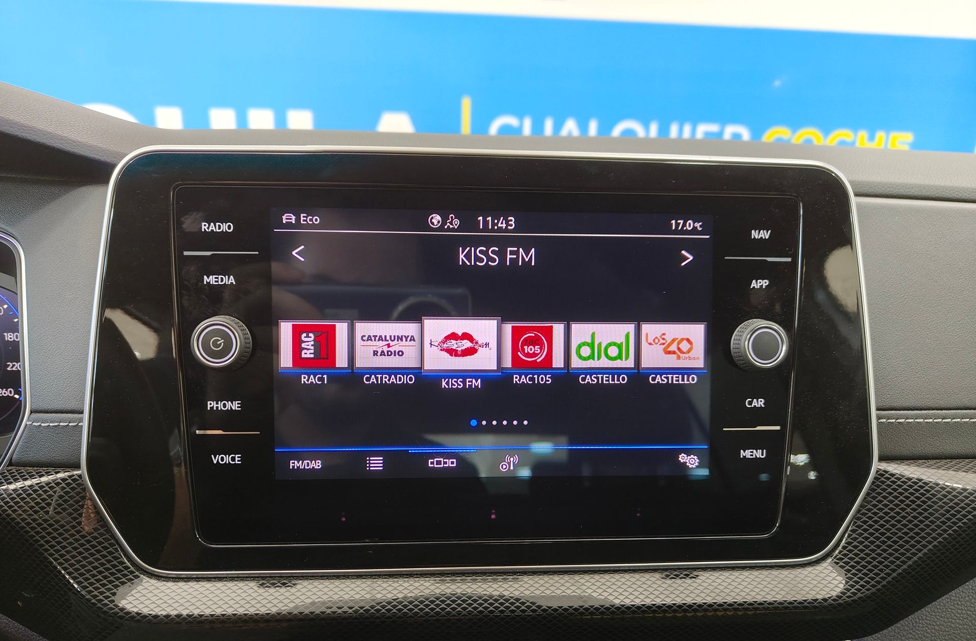 Volkswagen T-Cross R-Line 1.0 TSI DSG - foto 32