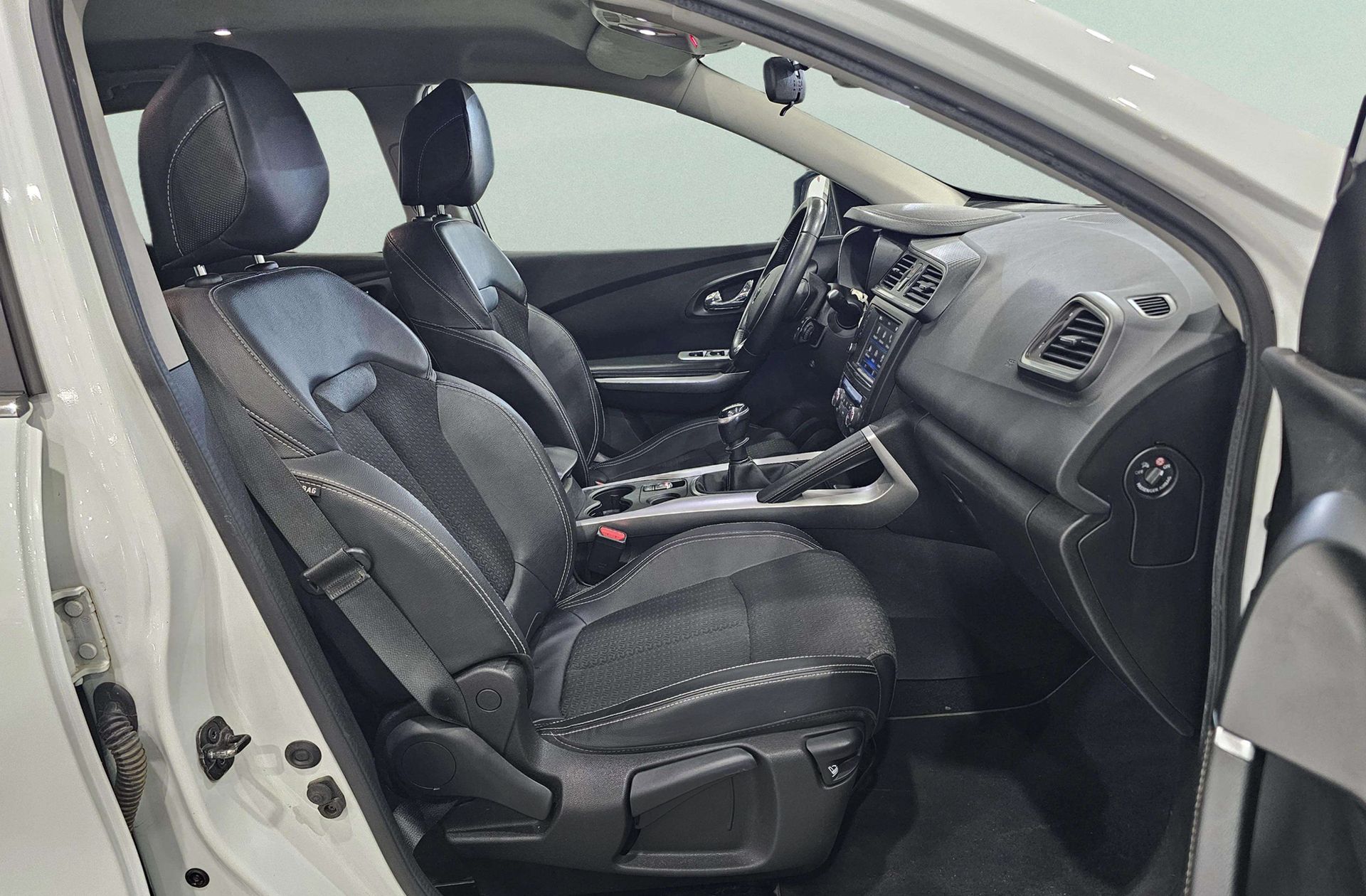 Renault Kadjar Zen TCe GPF - foto 21