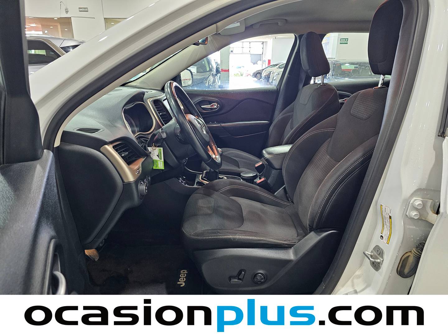 Foto Jeep Cherokee Jeep Cherokee 2.0 Diesel Longitude 4x2 (140 CV)