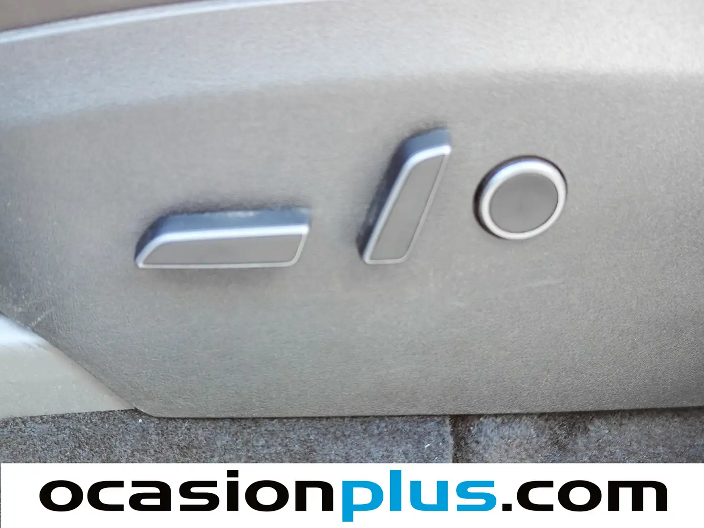 Foto Tesla Model Y Tesla Model Y Gran Autonomía 4WD (514 CV)