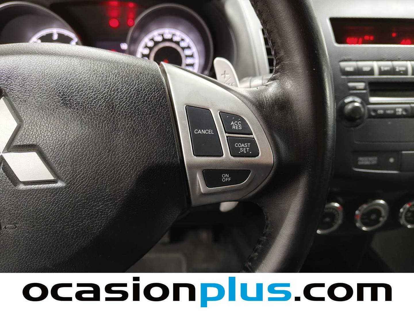 Foto Mitsubishi Outlander Mitsubishi Outlander 2.2 DI-D TC-SST Motion (156 CV) 7 Plazas