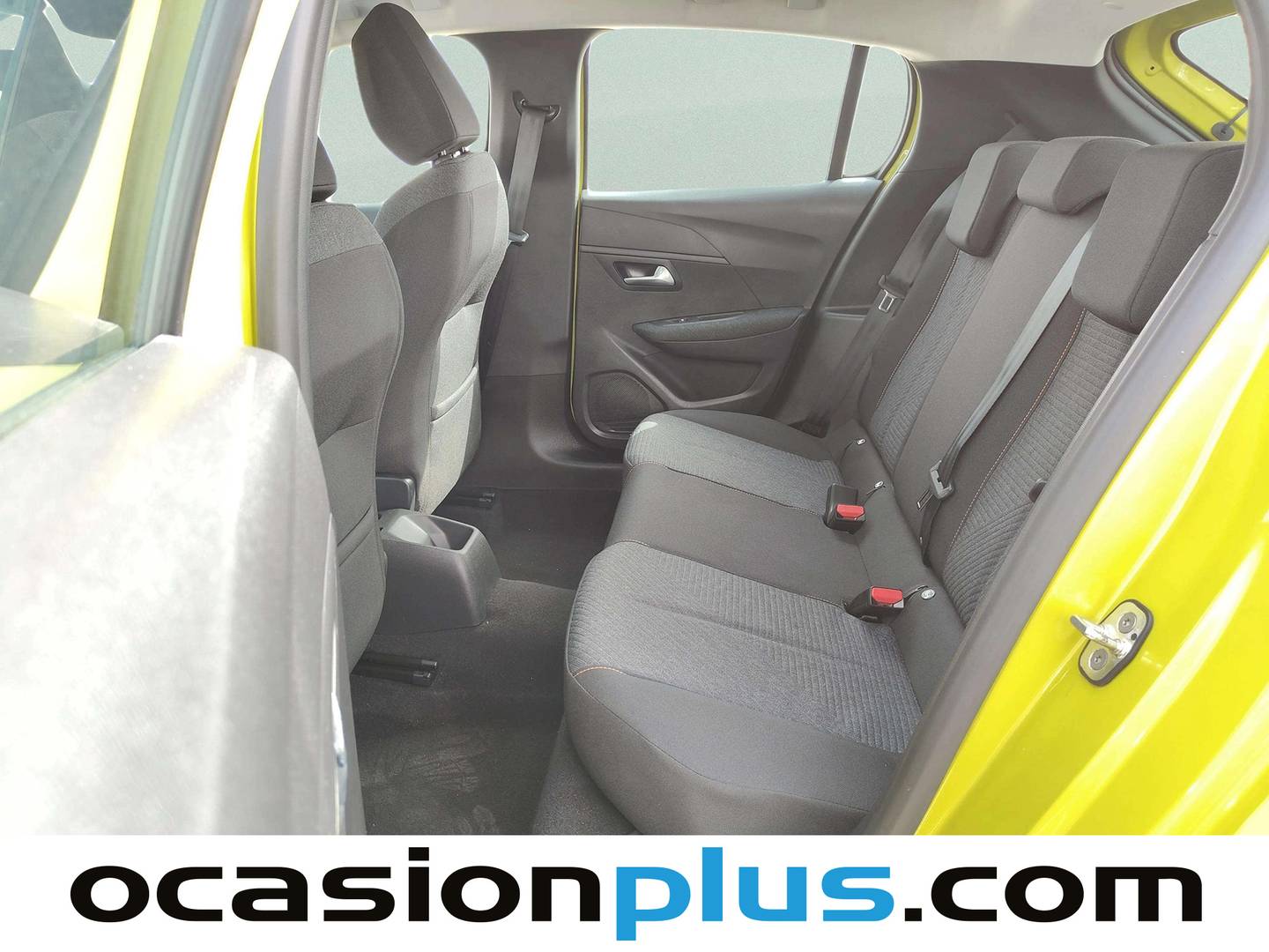 Foto asientos traseros Peugeot 208 Peugeot 208 Style Hybrid 110 eDCS6 (110 CV)