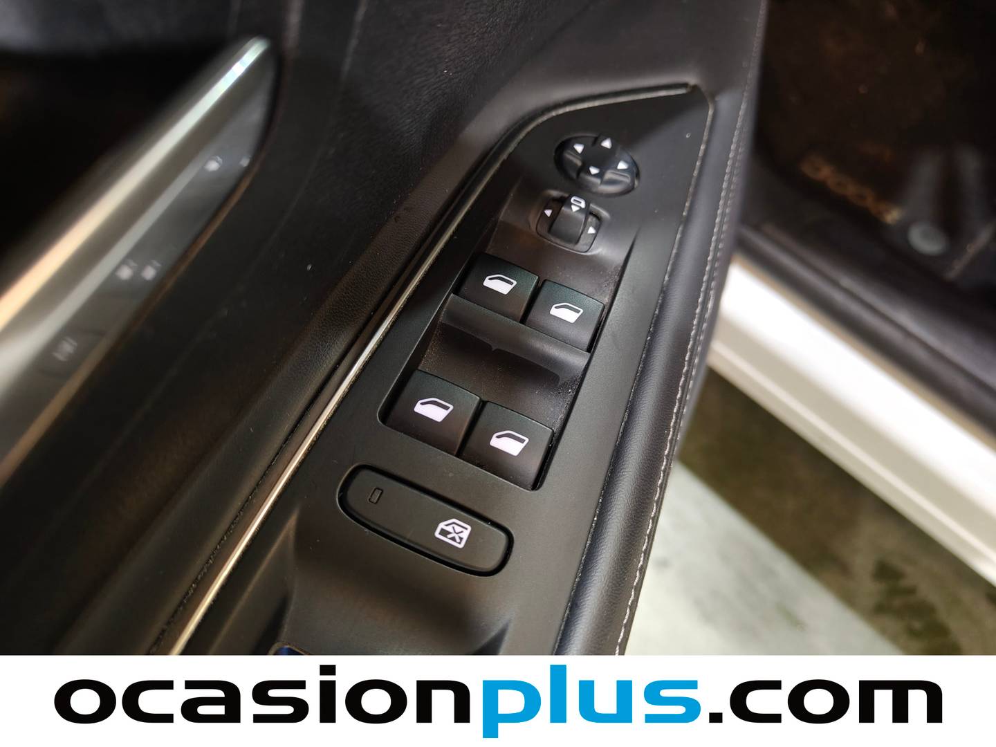 Peugeot 3008 Peugeot 3008 PureTech 130 S&S Allure 96 kW (130 CV) de segunda mano