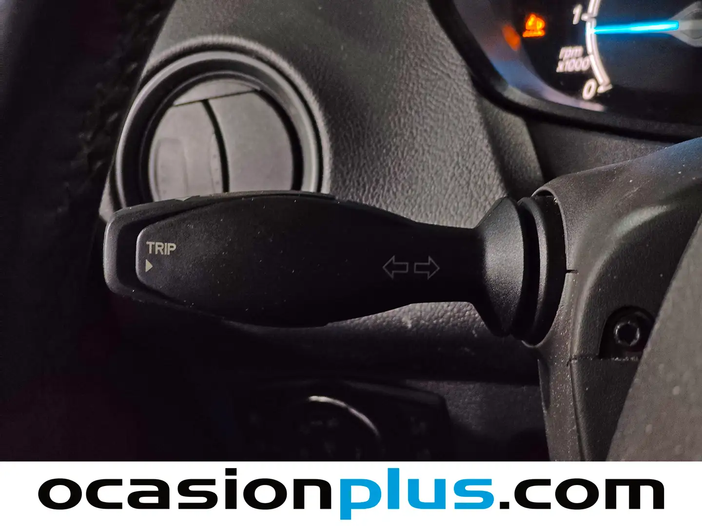 Foto Ford Transit Courier Ford Transit Courier 1.5 TDCI Trend (75 CV) GLP