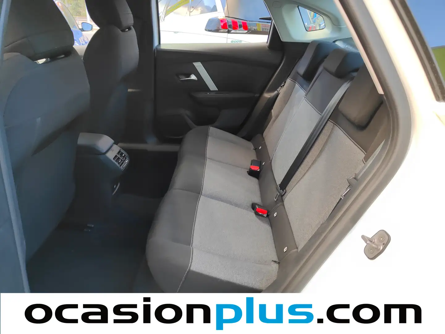 Foto Citroën C4 X Citroen C4 X PureTech 100 S&S 6v You  (102 CV)