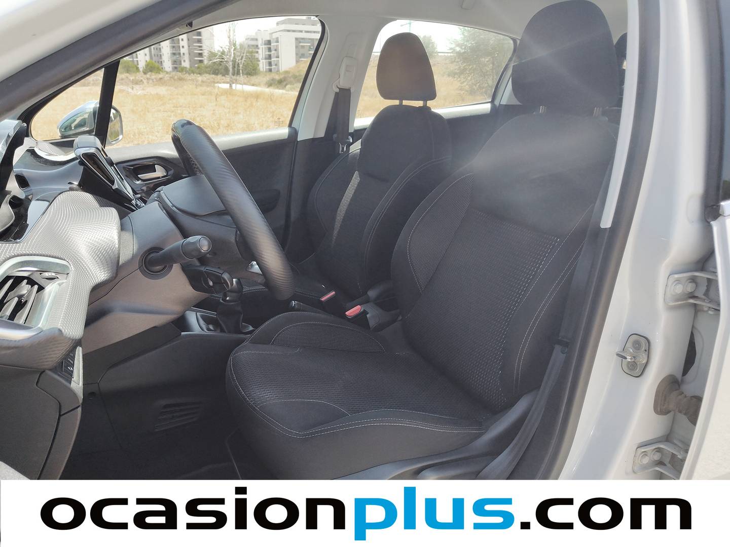 Foto asientos delanteros Peugeot 208 Peugeot 208 1.2 PureTech Allure S&S (110 CV)