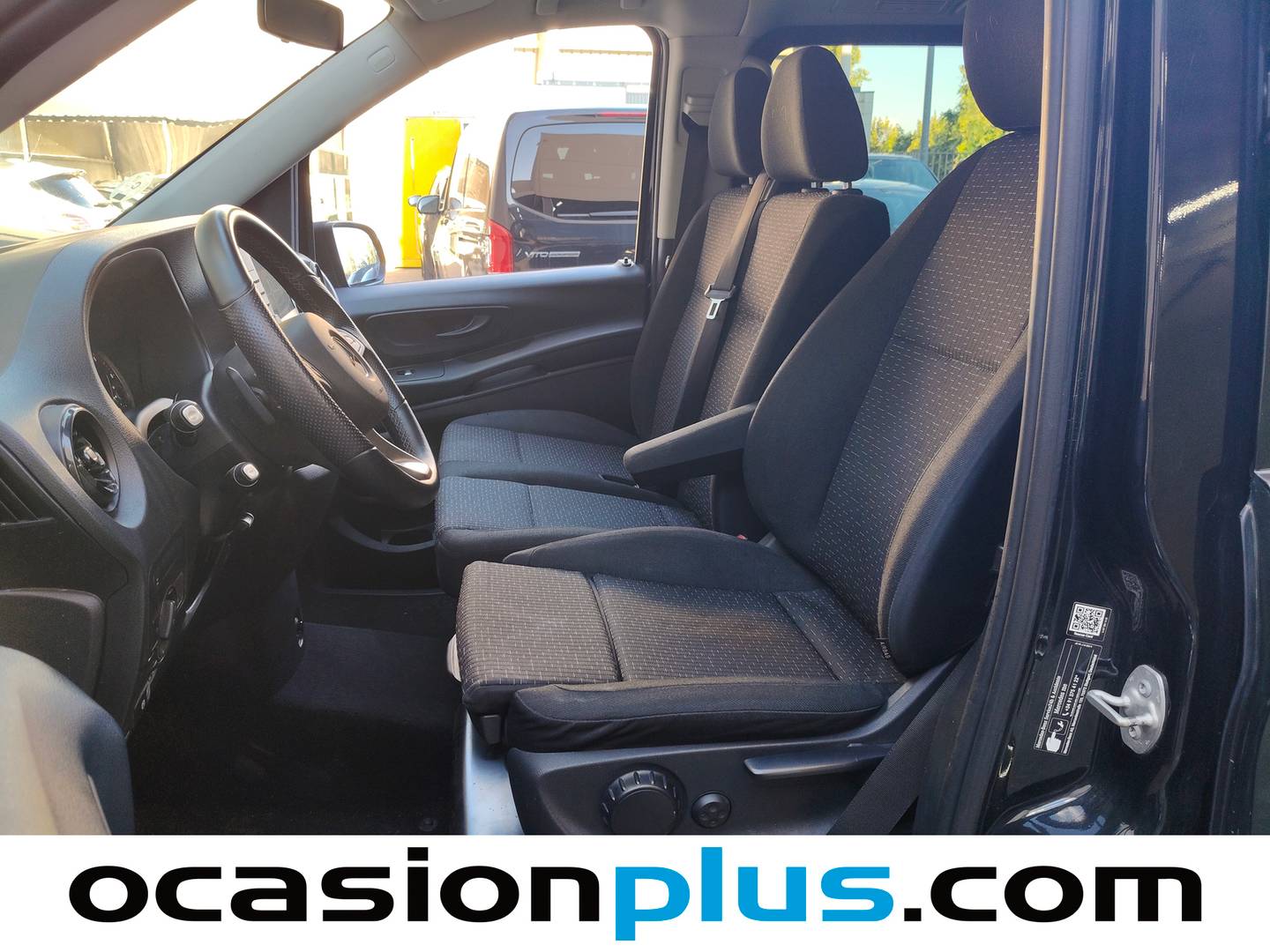 Foto asientos delanteros Mercedes Vito Mercedes Vito 116 CDI Tourer Pro Larga (163 CV) 9 Plazas