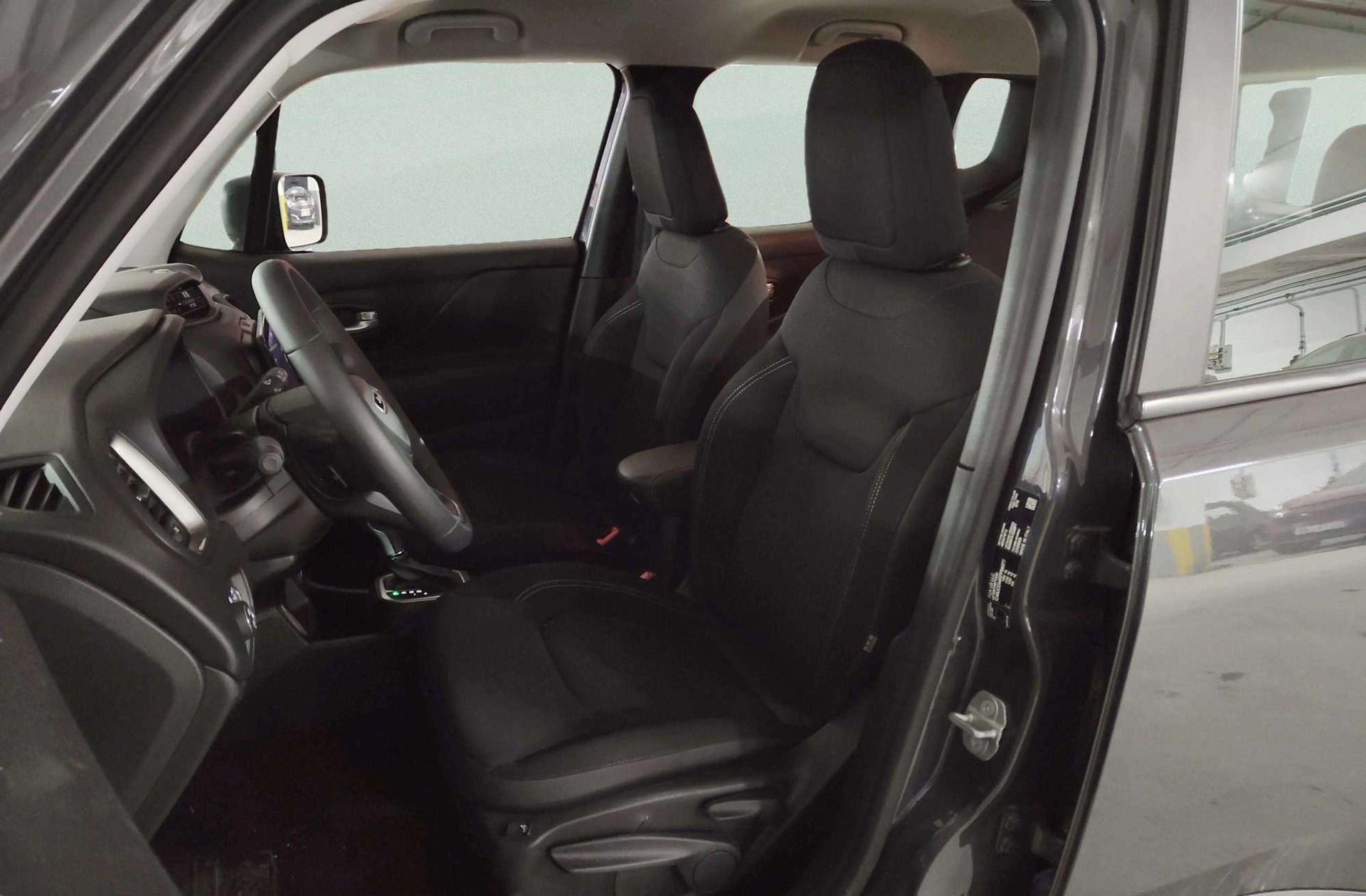 Jeep Renegade eHybrid 1.5 Altitude DCT - foto 13