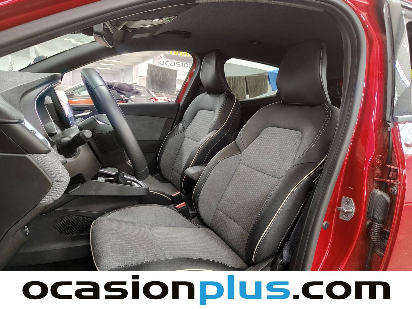 Foto asientos delanteros Renault Clio Renault Clio Techno Eco-G (100 CV) GLP