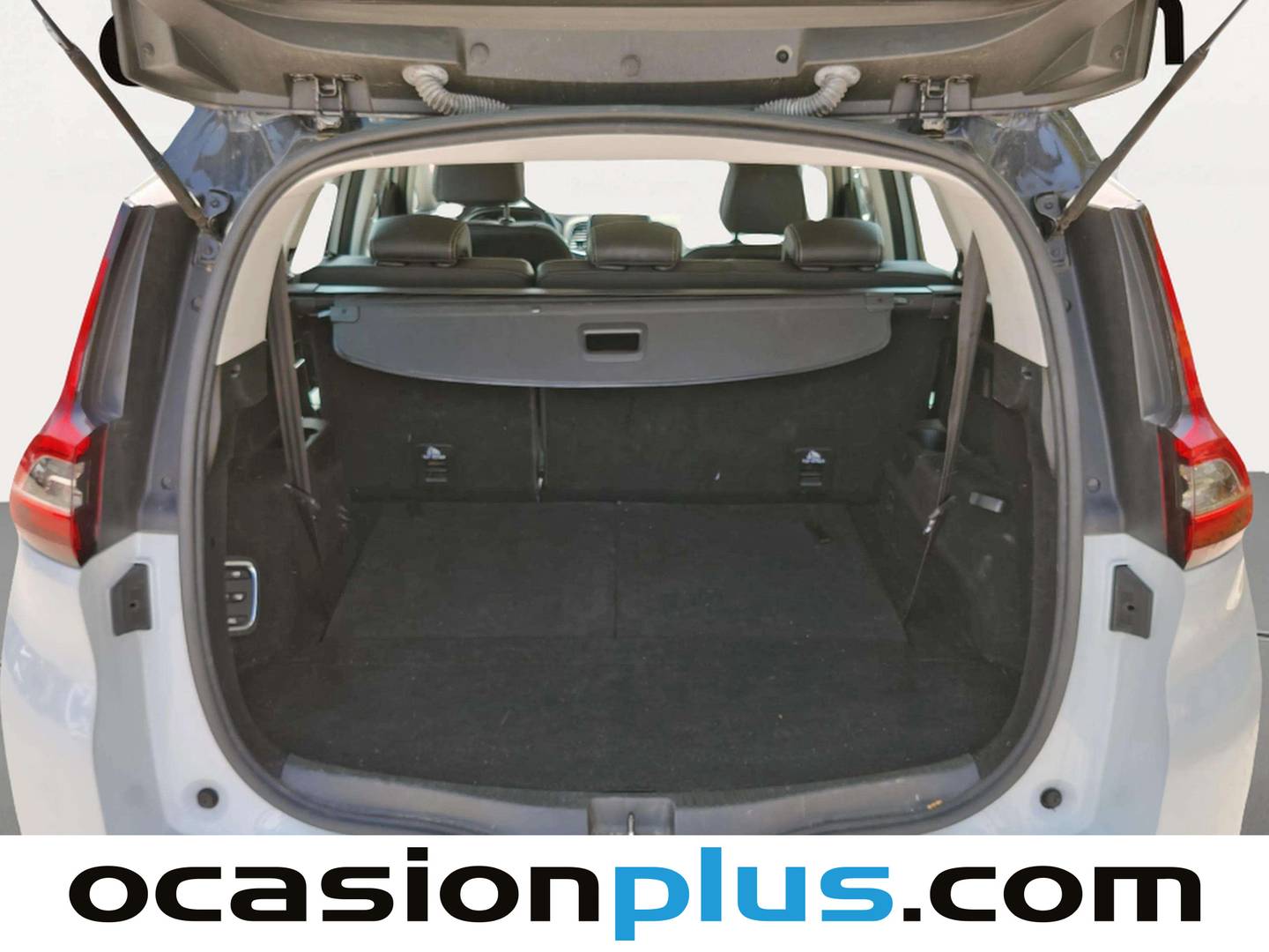 Foto Renault Grand Scénic Renault Grand Scenic Zen TCe (140 CV) GPF 7 Plazas siete plazas