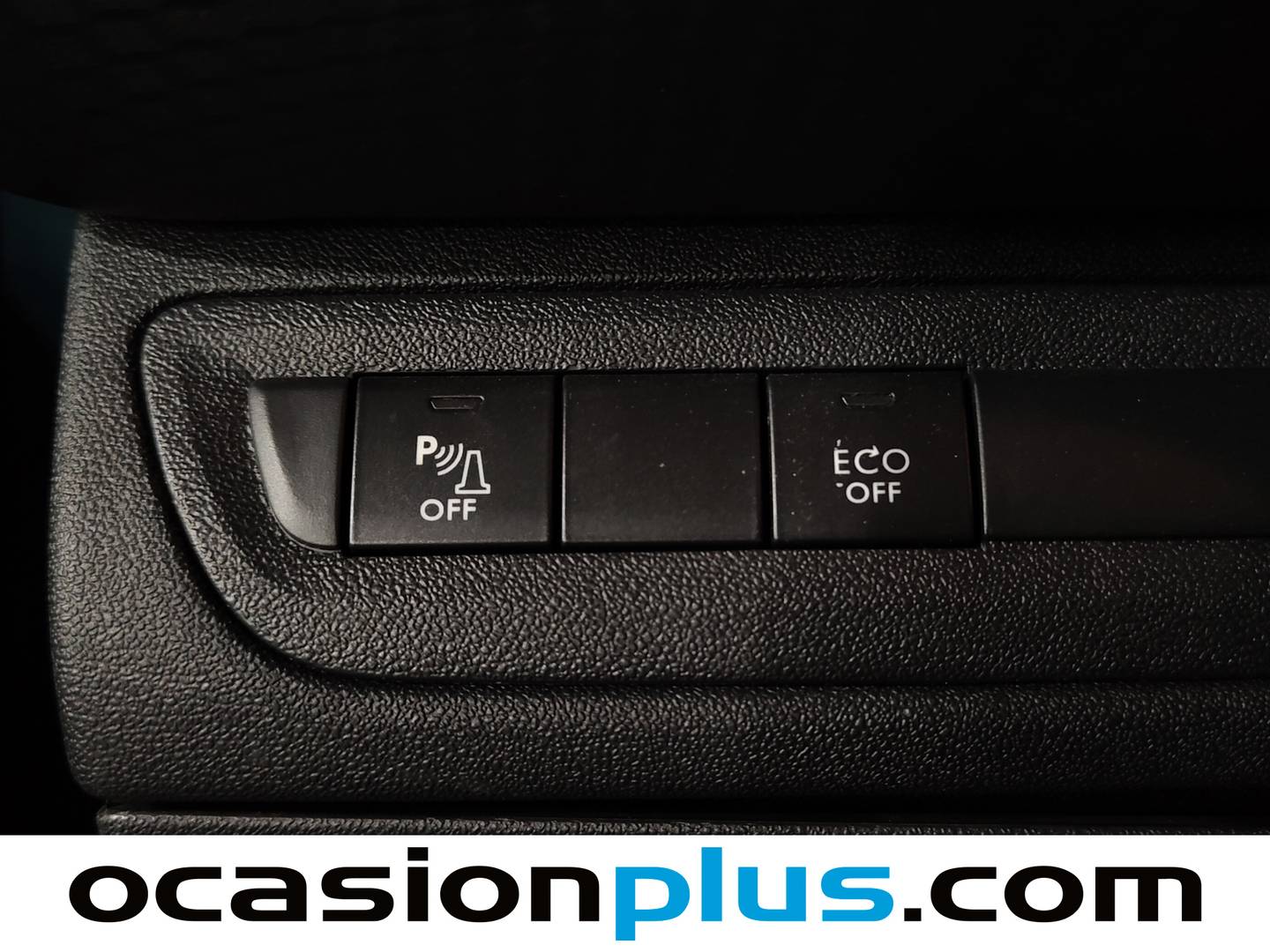 Equipamiento del Peugeot 2008 Peugeot 2008 BlueHDi 100 Signature (100 CV)