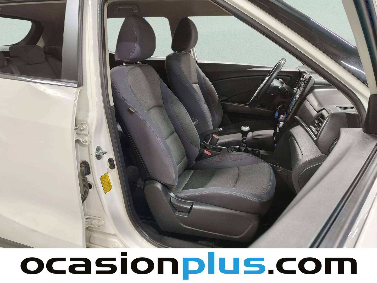 Foto SsangYong Tivoli Ssangyong Tivoli G12T Urban Plus (128 CV)