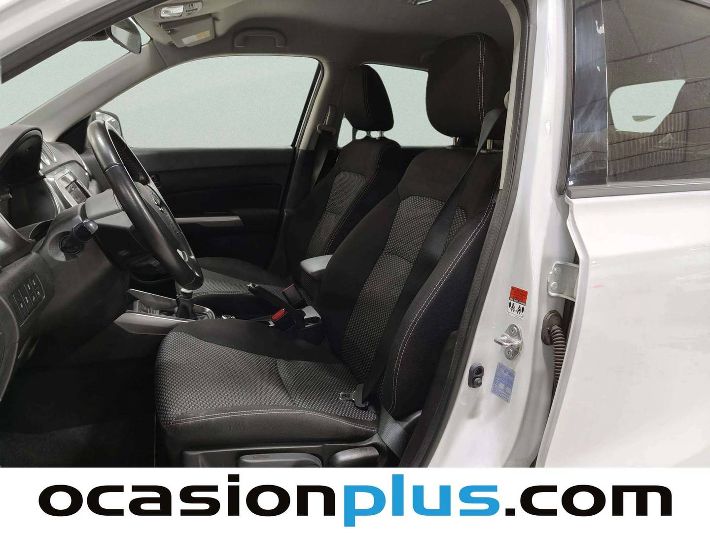 Foto Suzuki Vitara Suzuki Vitara 1.4 T Mild Hybrid GLE 4WD (129 CV)