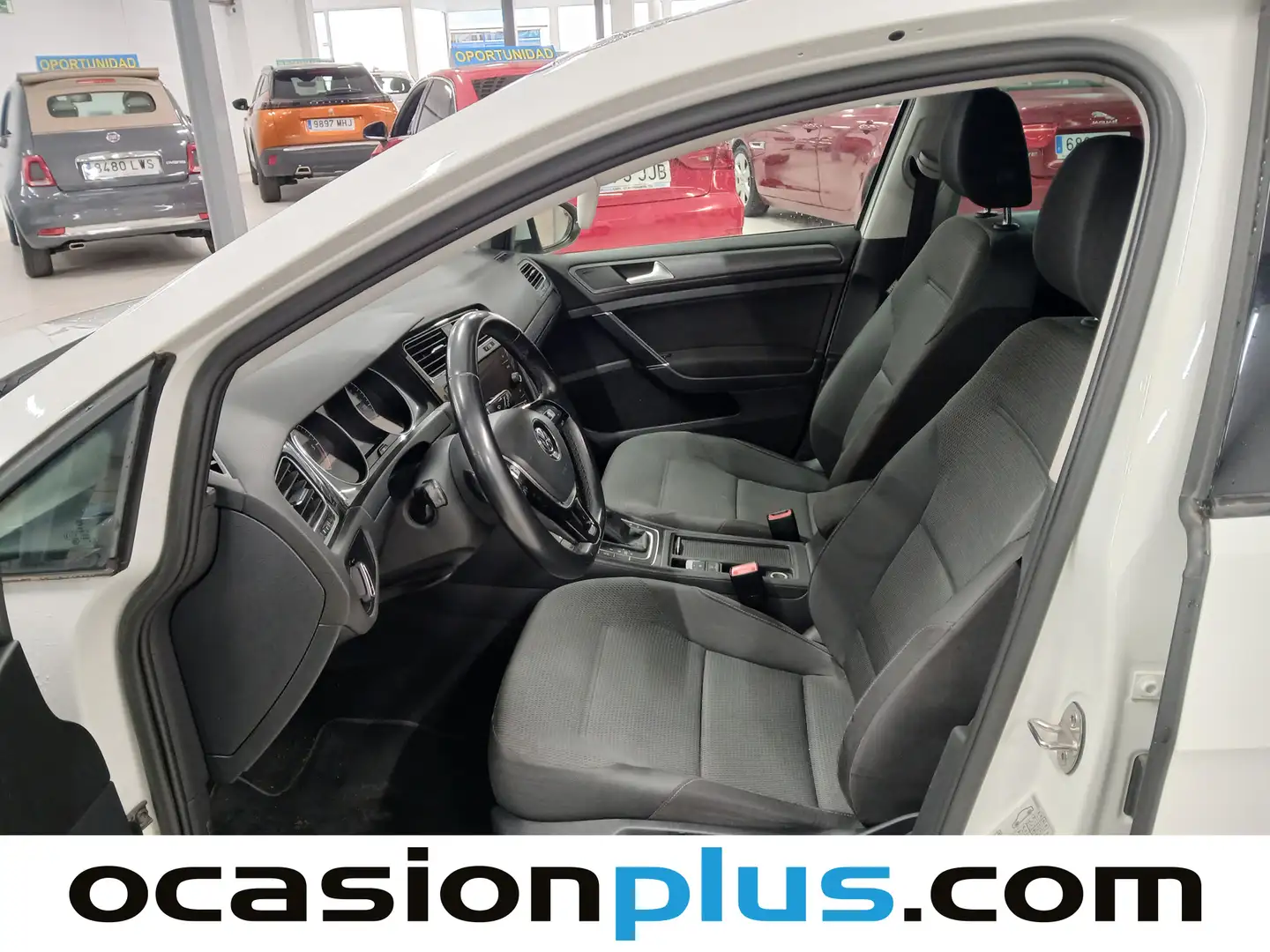 Foto Volkswagen Golf Volkswagen Golf Advance 2.0 TDI (150 CV) DSG