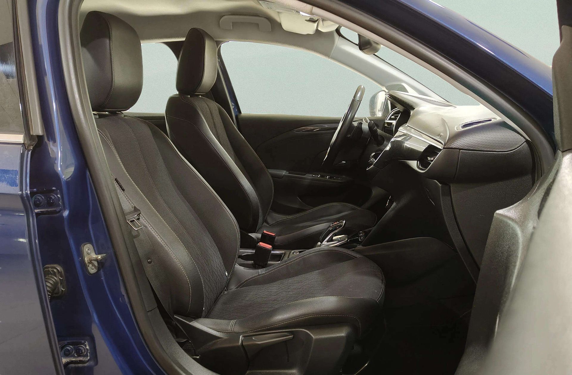 Opel Corsa 1.2 Turbo XHL Elegance - foto 21