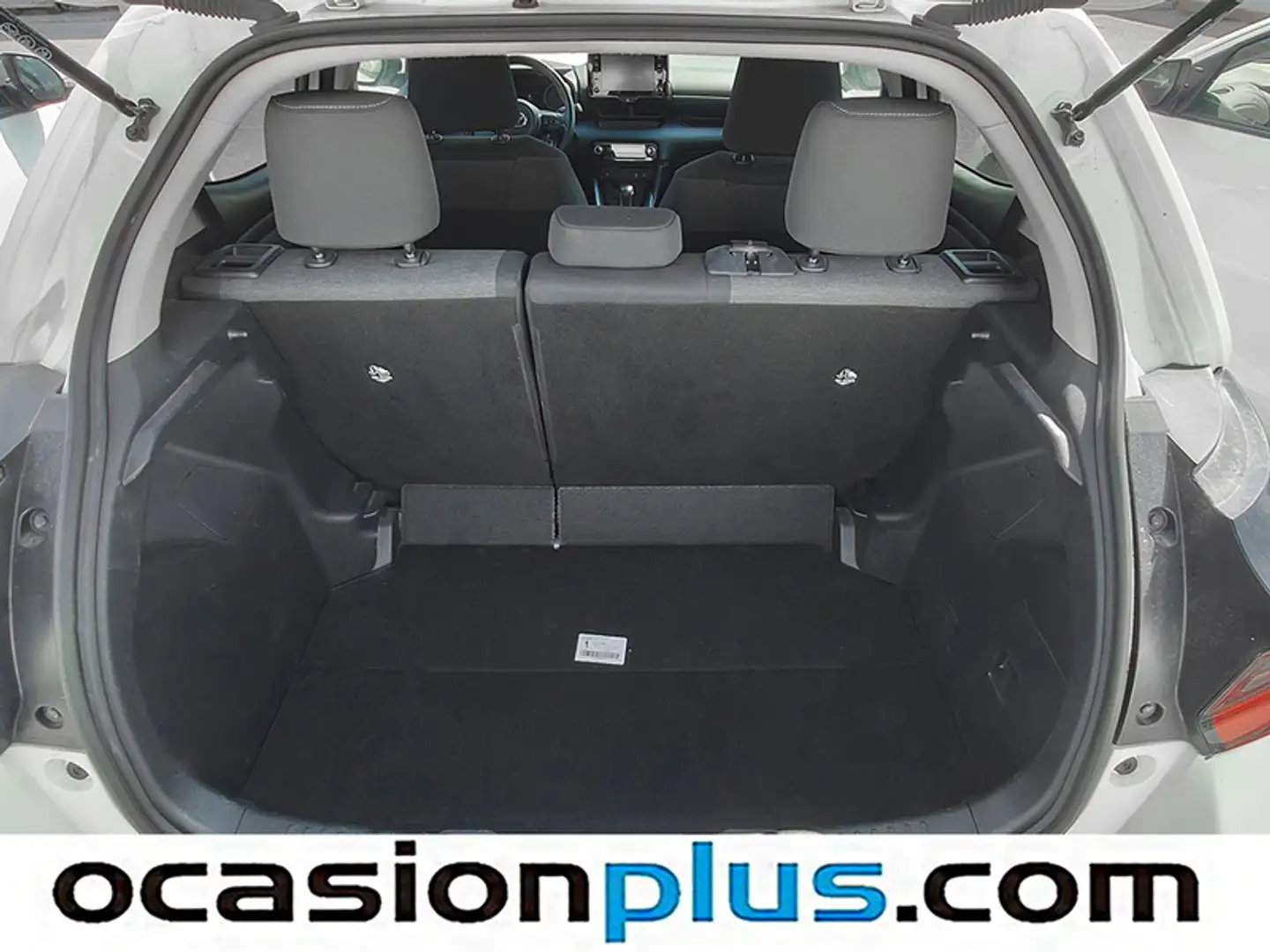 Foto Toyota Yaris Toyota Yaris 1.5 120H Business Plus (116 CV)