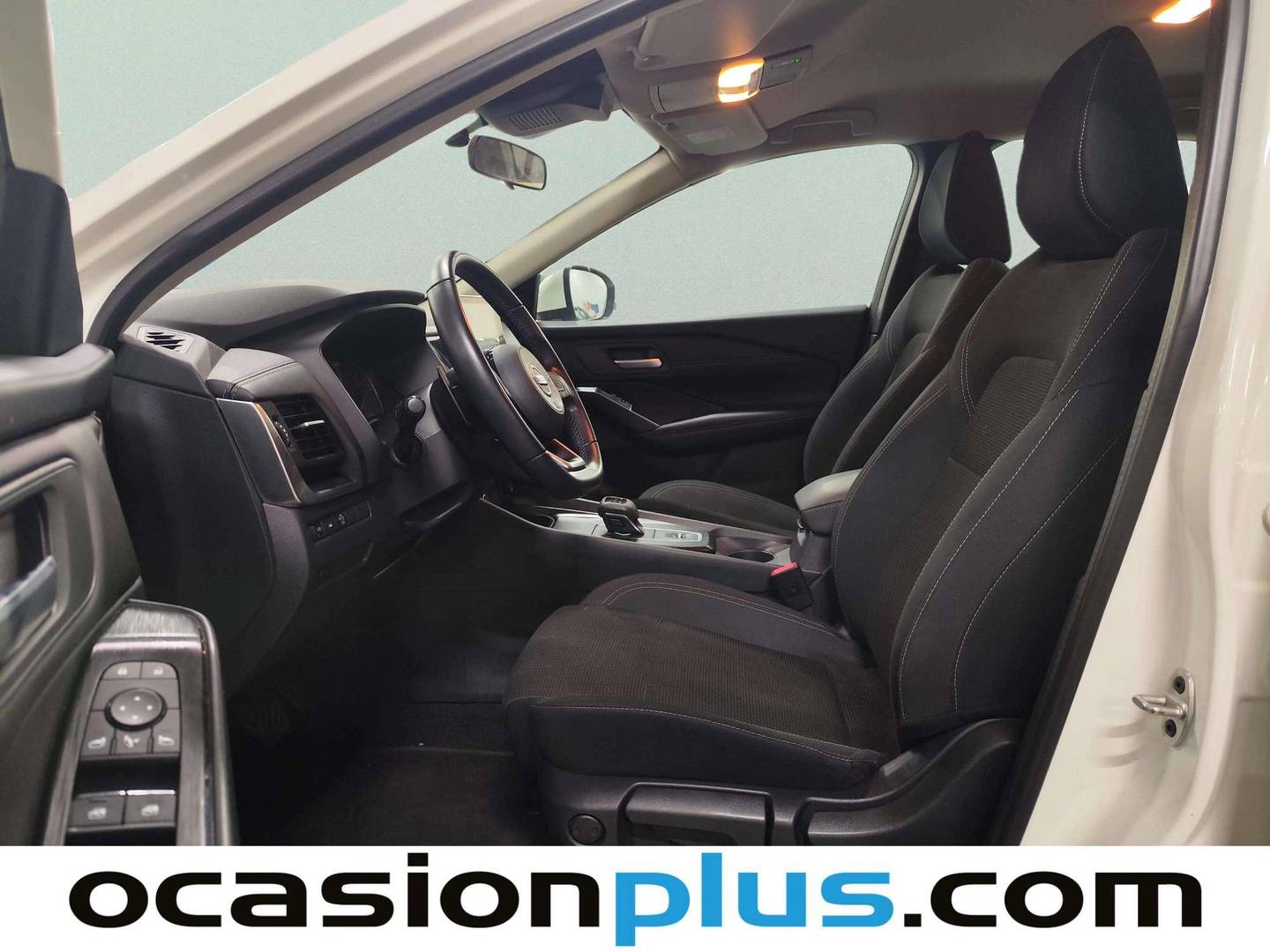 Foto asientos delanteros Nissan QASHQAI Nissan Qashqai DIG-T 158 mHEV Acenta Xtronic (158 CV)