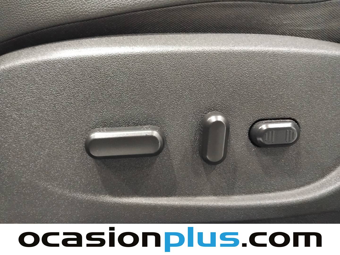 Acabados Ford Kuga Ford Kuga 1.5 EcoBoost S&S ST-Line 4x4 Auto (180 CV)