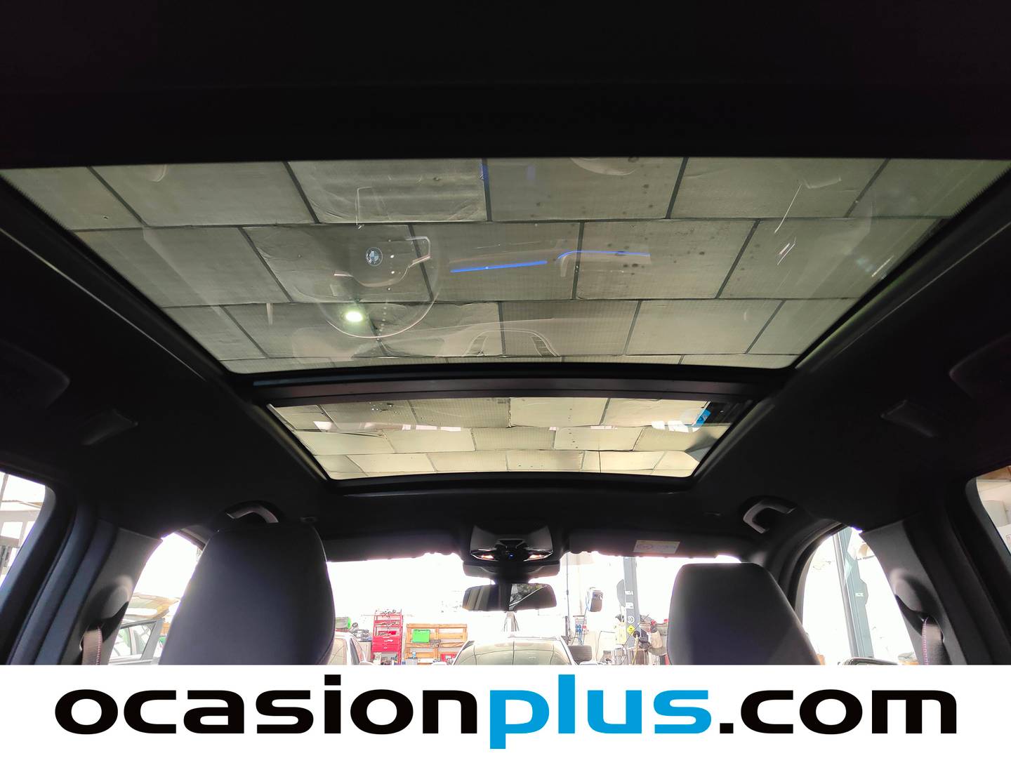 Extras y acabados del BMW iX1 BMW iX1 eDrive20 (204 CV)