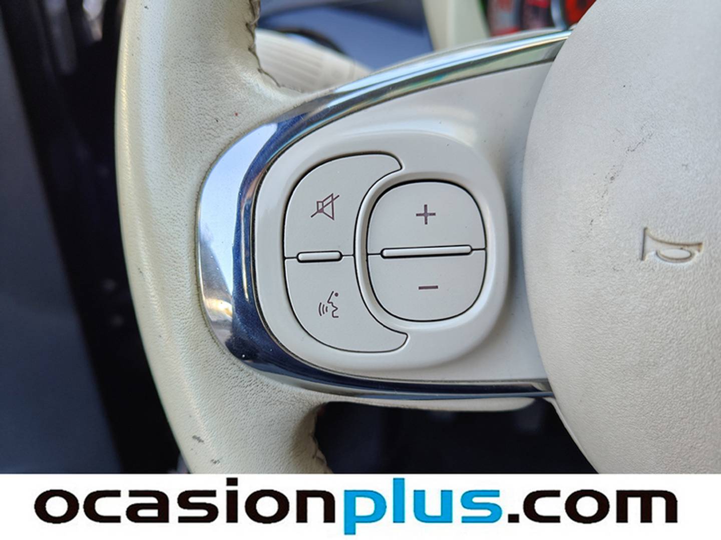 Foto Fiat 500 Fiat 500 1.2 8v Lounge (69 CV)