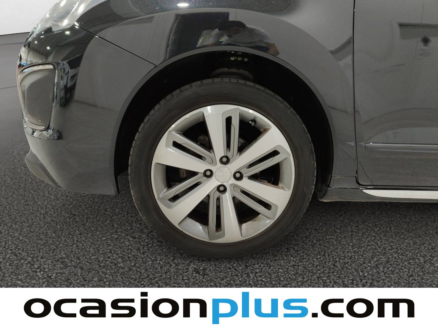 Foto Peugeot 3008 Peugeot 3008 1.2 PureTech S&S Allure (130 CV)