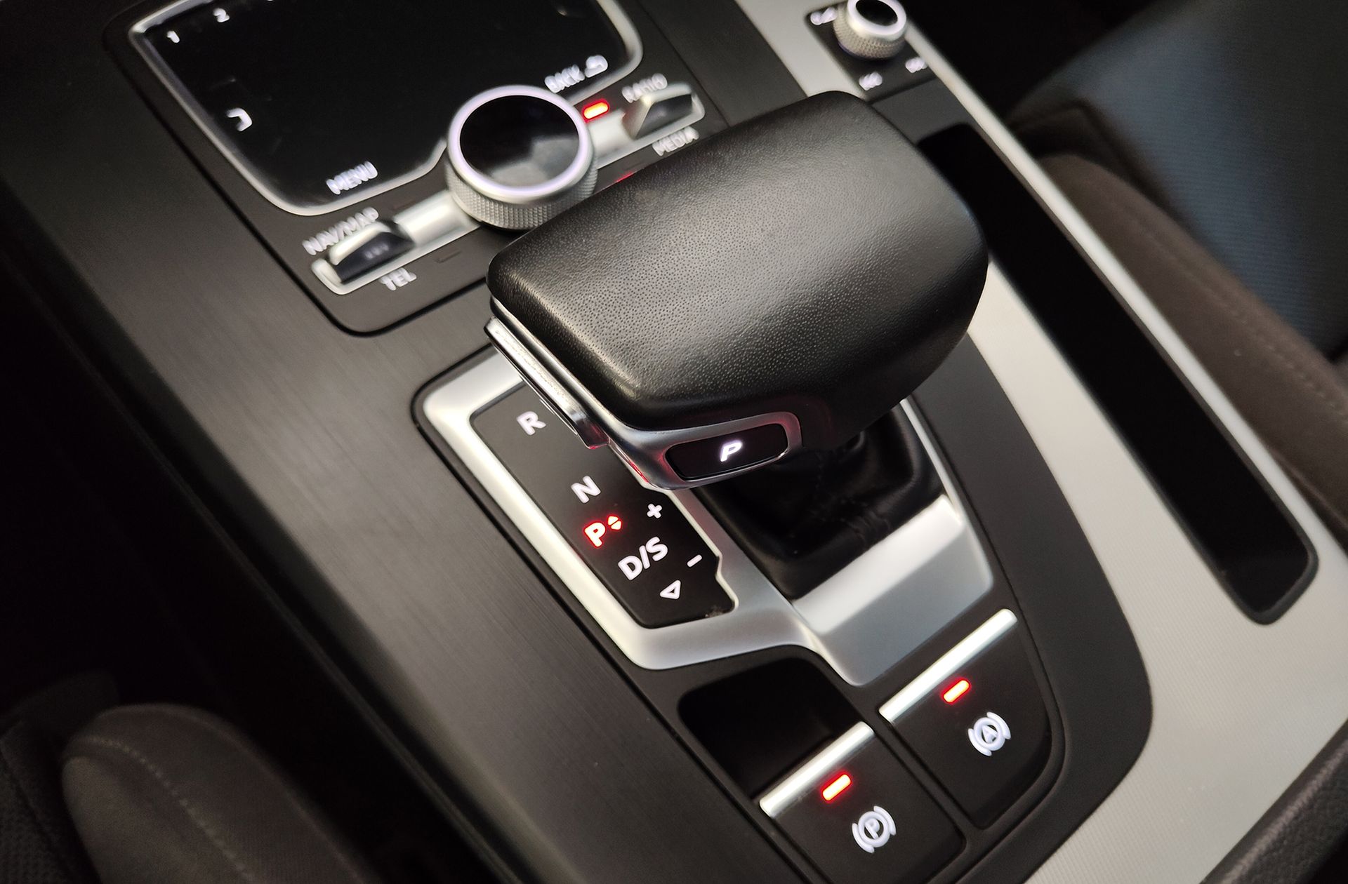 Audi Q5 S line 40 TDI quattro S tronic - foto 5