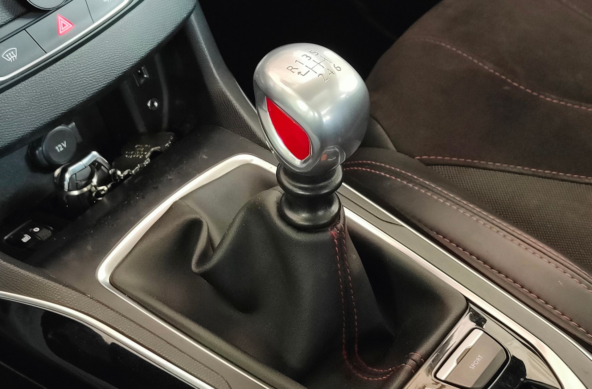 Peugeot 308 1.6 GTi - foto 5