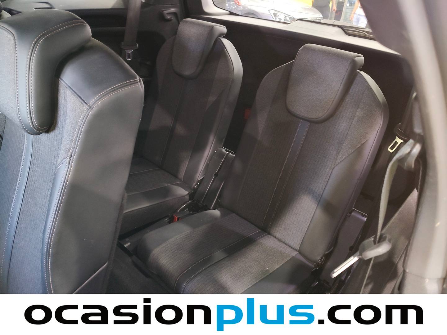 Extras y acabados del Peugeot 5008 Peugeot 5008 BlueHDI 130 S&S GT Line EAT8 (130 CV)