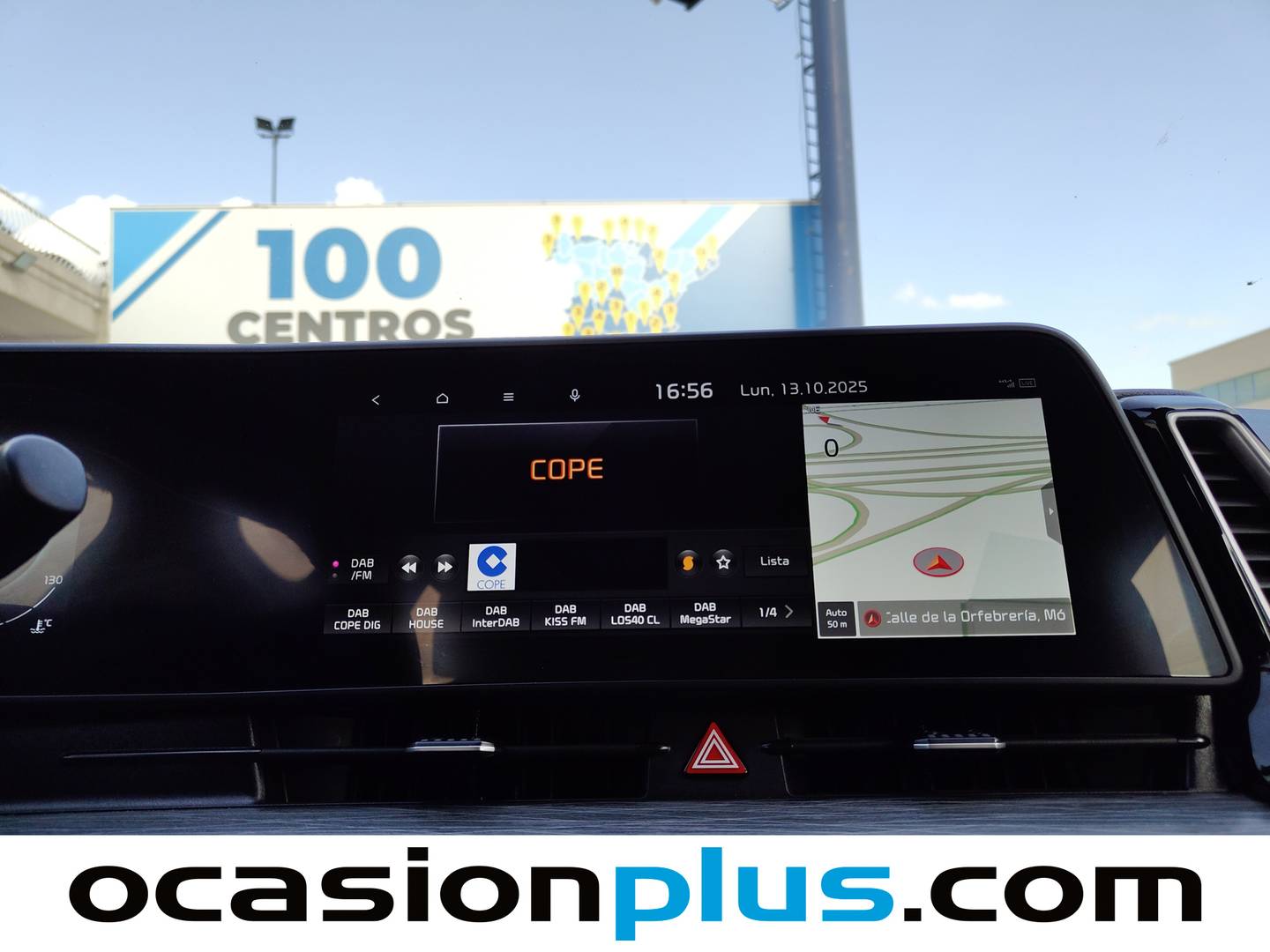 Foto KIA Sportage Kia Sportage 1.6 CRDi MHEV Business 4x2 (136 CV)