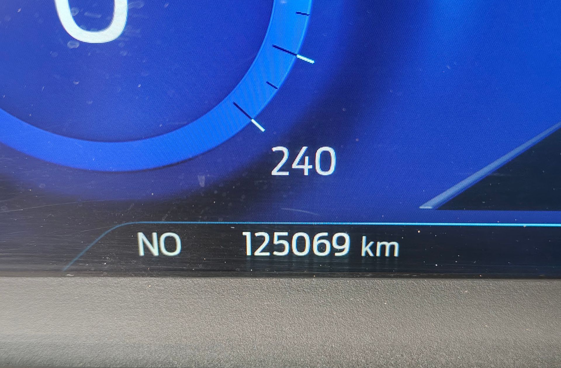 Ford Kuga 1.5 EcoBlue ST-Line - foto 10