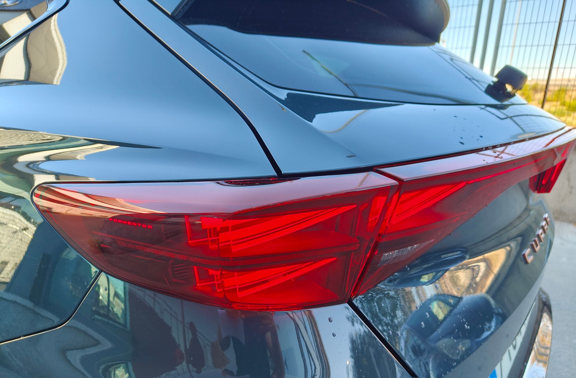 Cupra Formentor 1.5 TSI e-Hybrid DSG - foto 18
