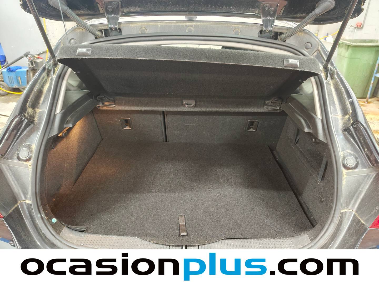 Foto asientos delanteros Opel Astra Opel Astra 2.0 CDTi S&S Selective (165 CV)