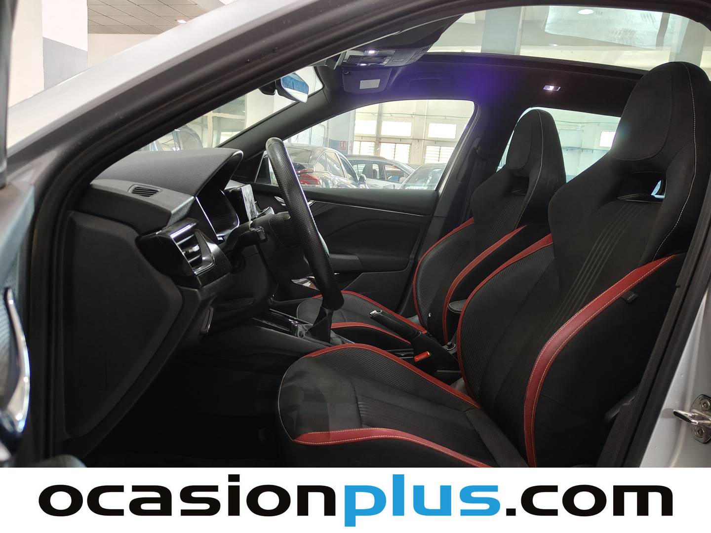 Foto Skoda Kamiq Skoda Kamiq 1.0 TSI Sport 81 kW (110 CV)