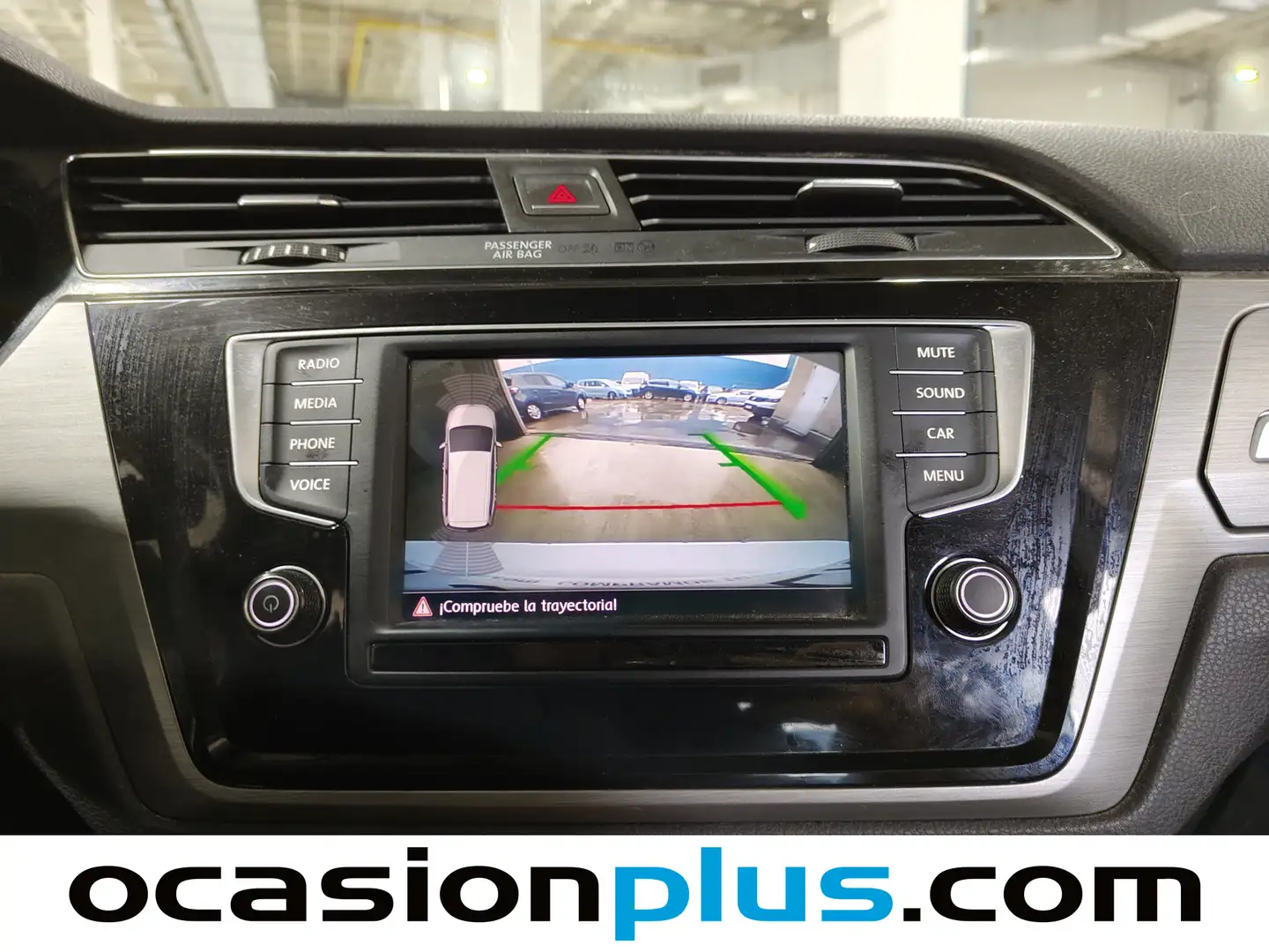 Foto Volkswagen Touran Volkswagen Touran Advance 2.0 TDI (150 CV) DSG 7 Plazas