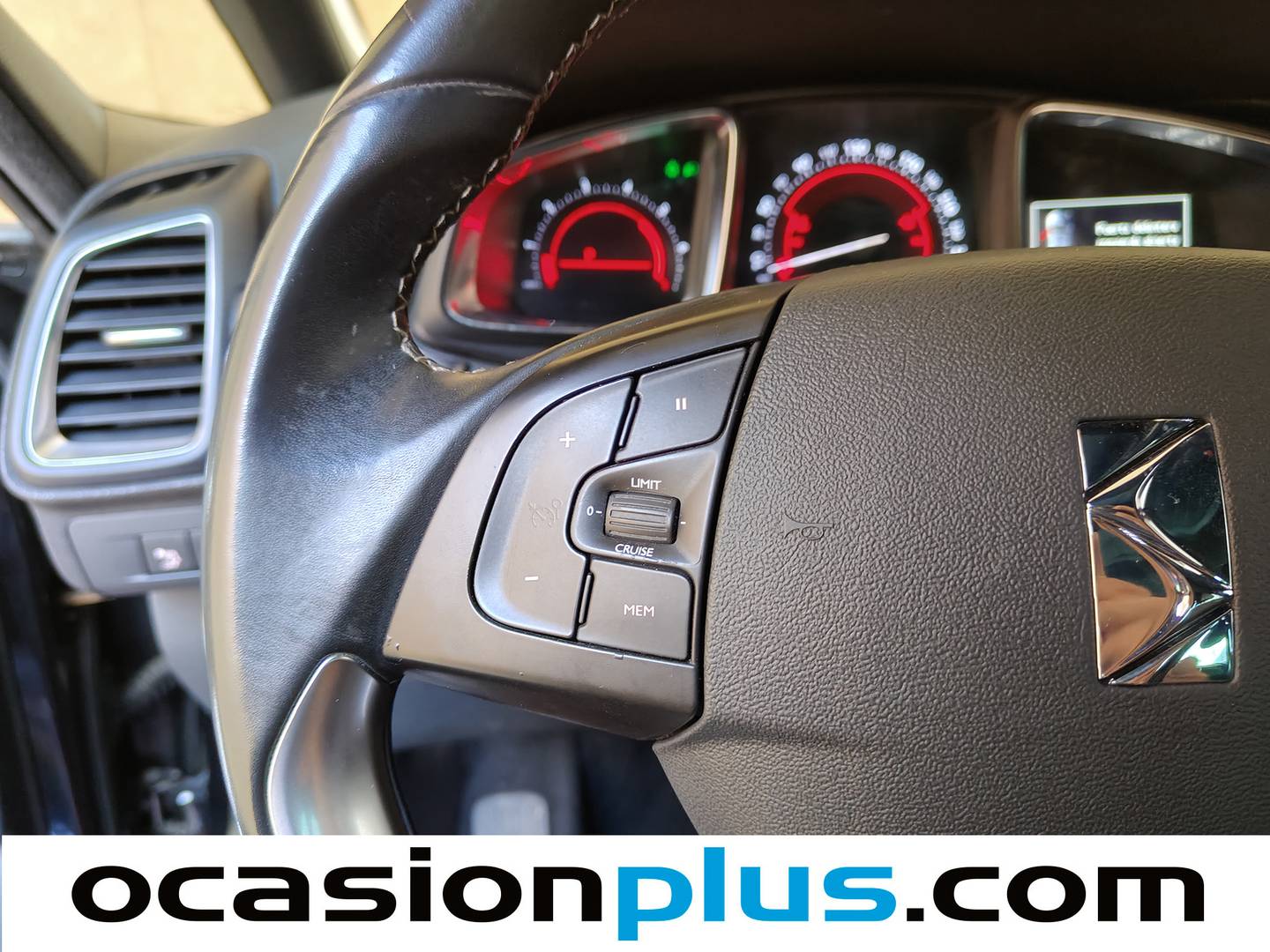 Foto DS DS 5 DS DS5 BlueHdi 180 Sport EAT6 (181 CV)