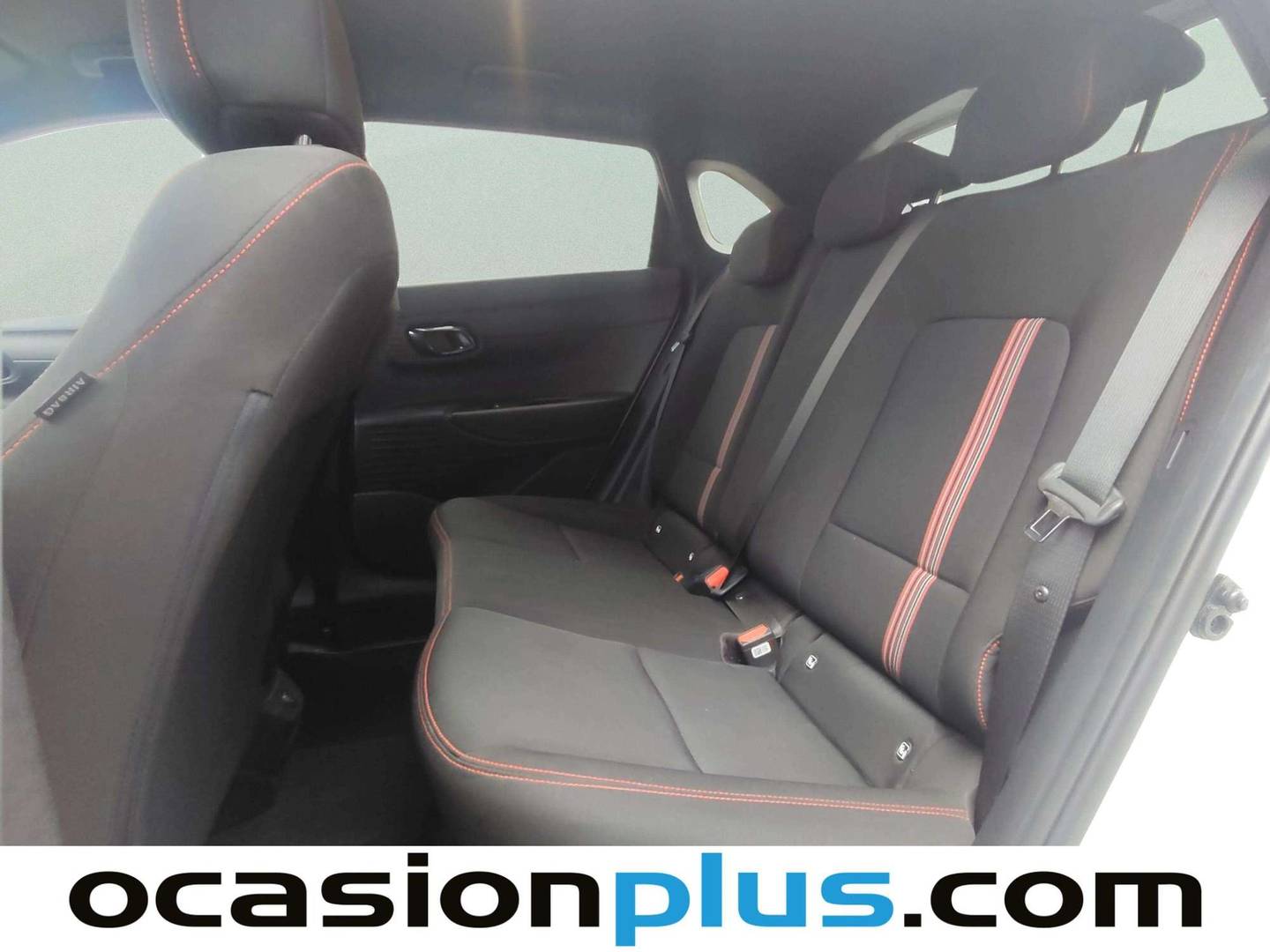 Foto asientos traseros Hyundai i20 Hyundai i20 1.2 MPI N Line 30 Aniversario (84 CV)
