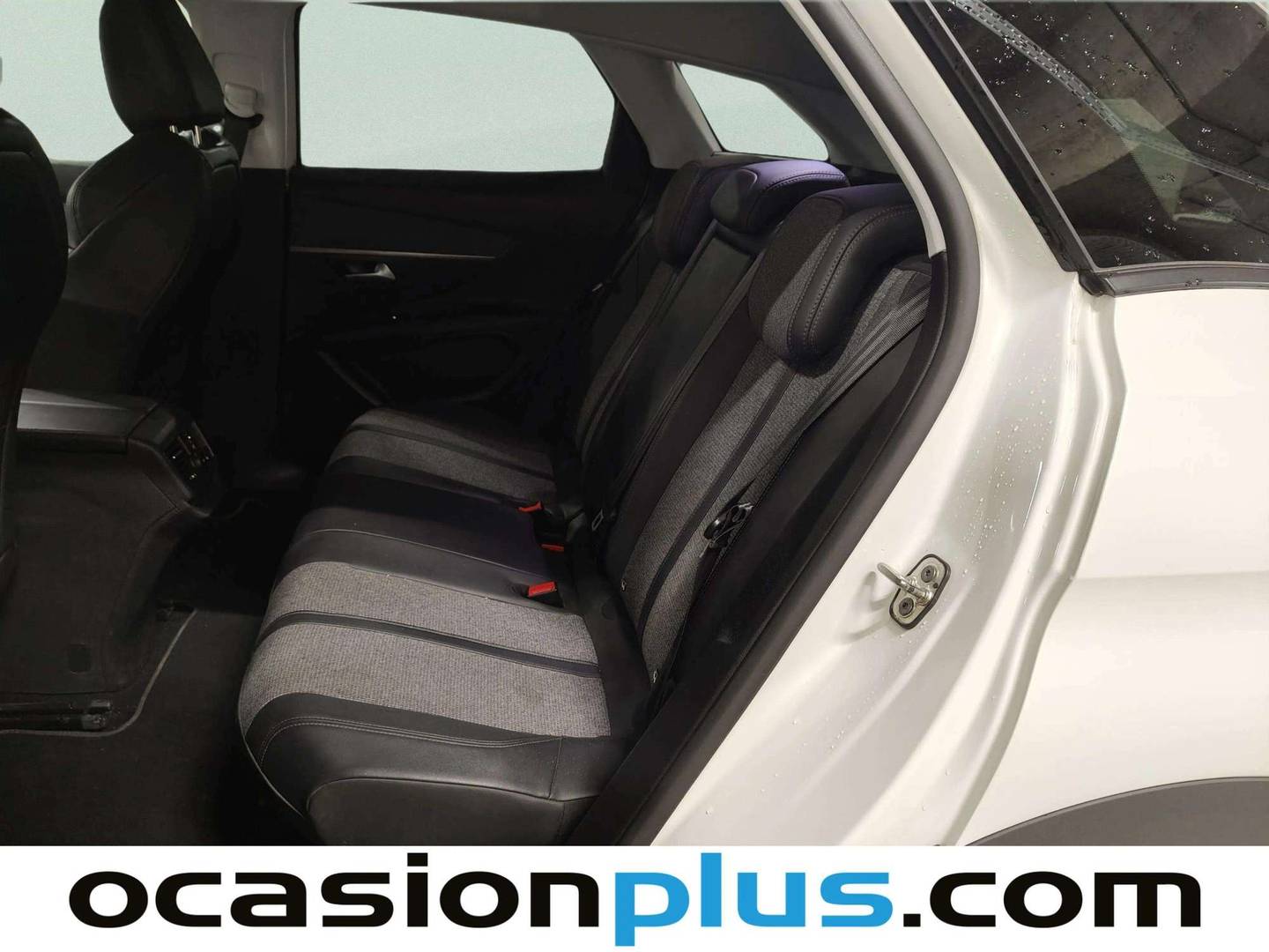 Foto asientos traseros Peugeot 3008 Peugeot 3008 PureTech 130 S&S Allure (130 CV)