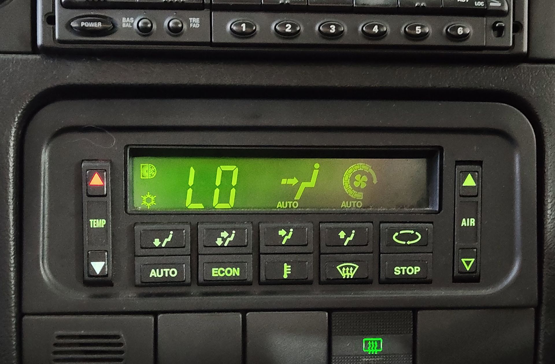 Volkswagen Golf 1.6 S - foto 22