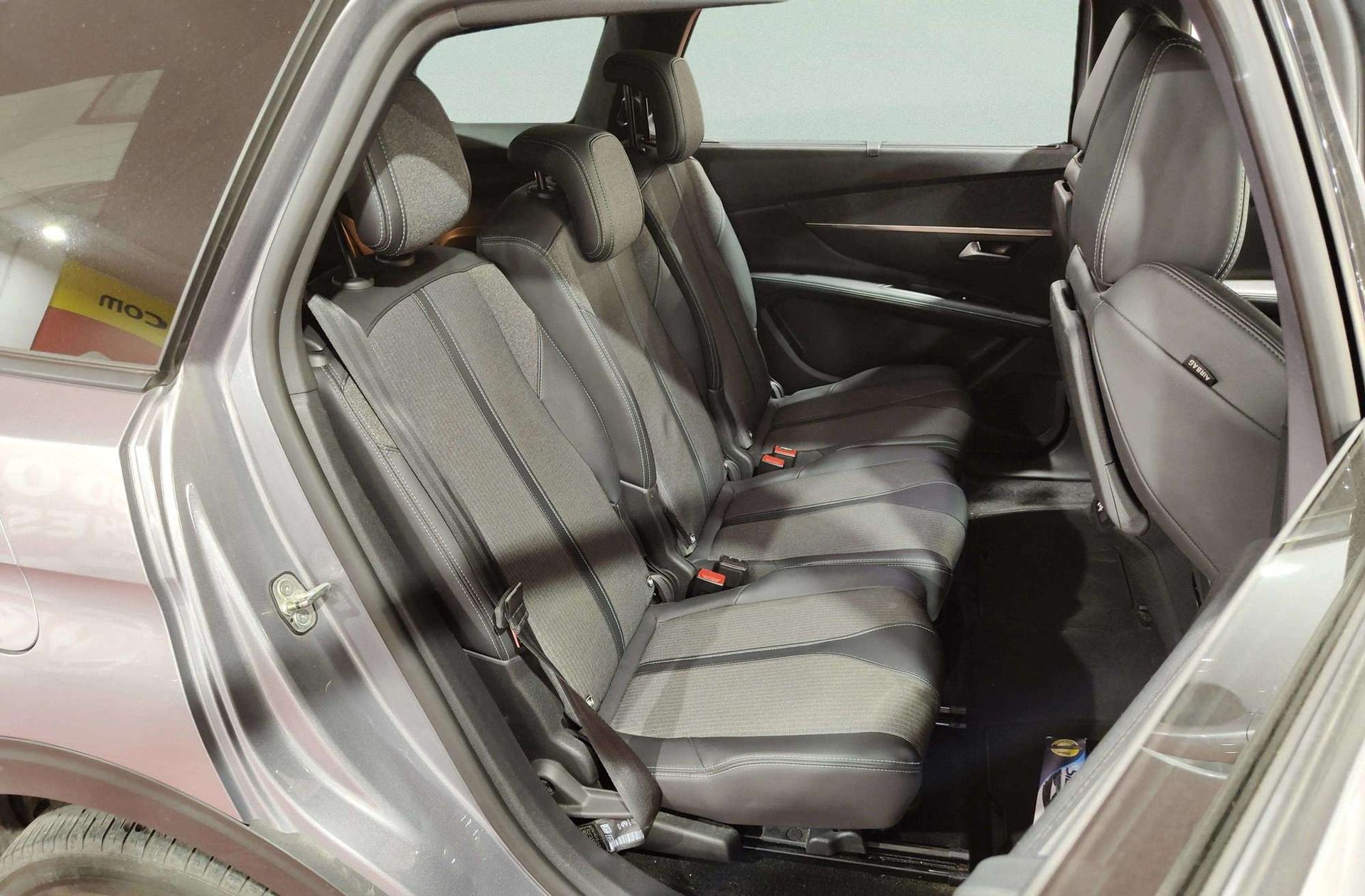 Peugeot 5008 PureTech 130 Allure Pack EAT8 7 plazas - foto 19