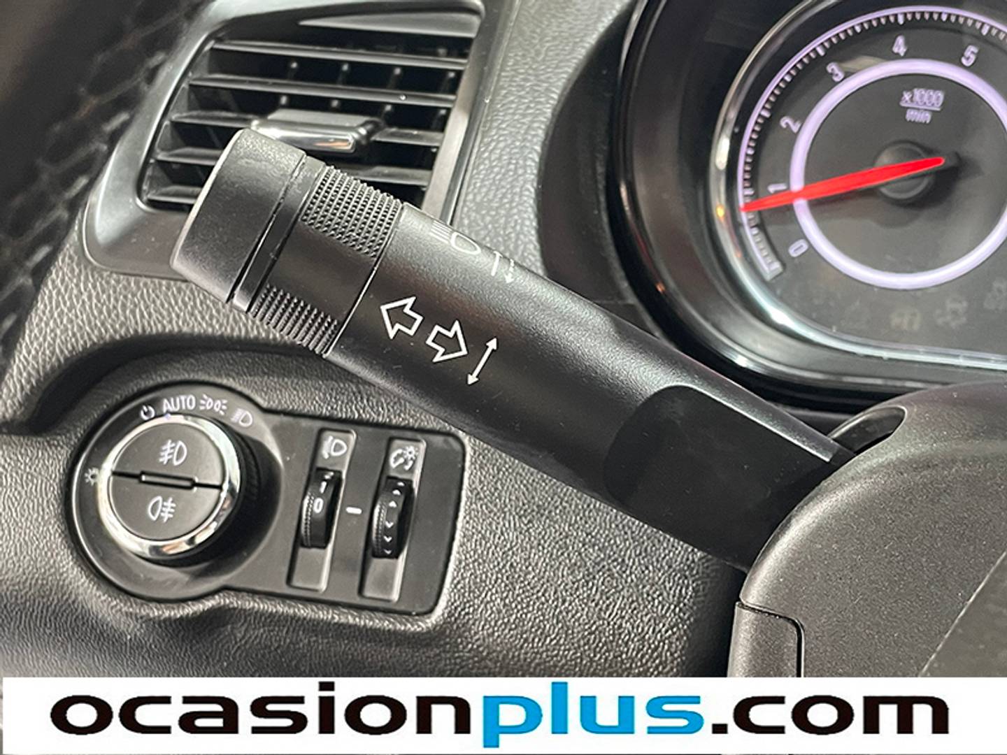 Foto Opel Insignia Opel Insignia 1.6 CDTI Selective Auto (136 CV)