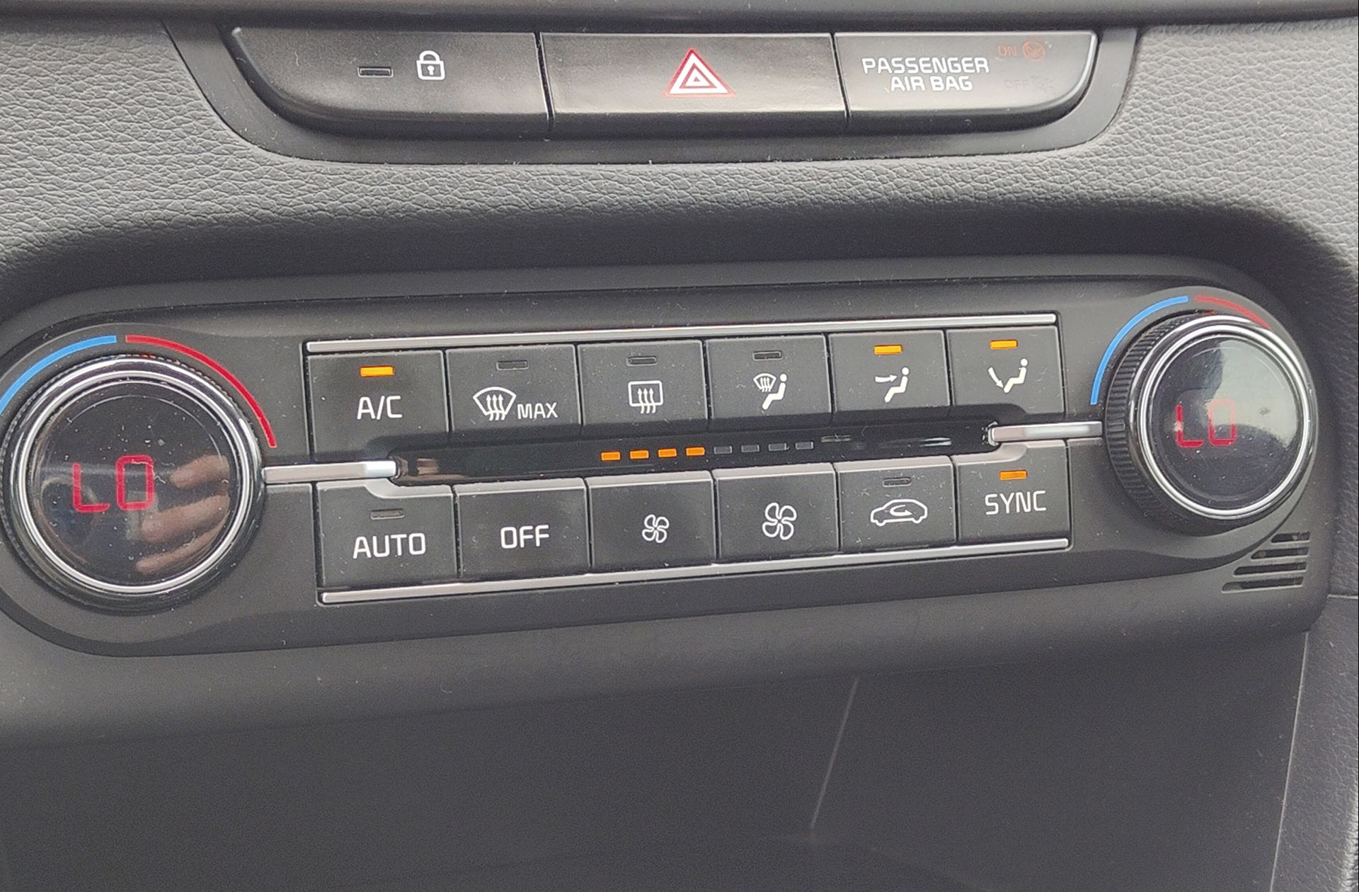 Kia Ceed 1.6 MHEV iMT Drive - foto 29