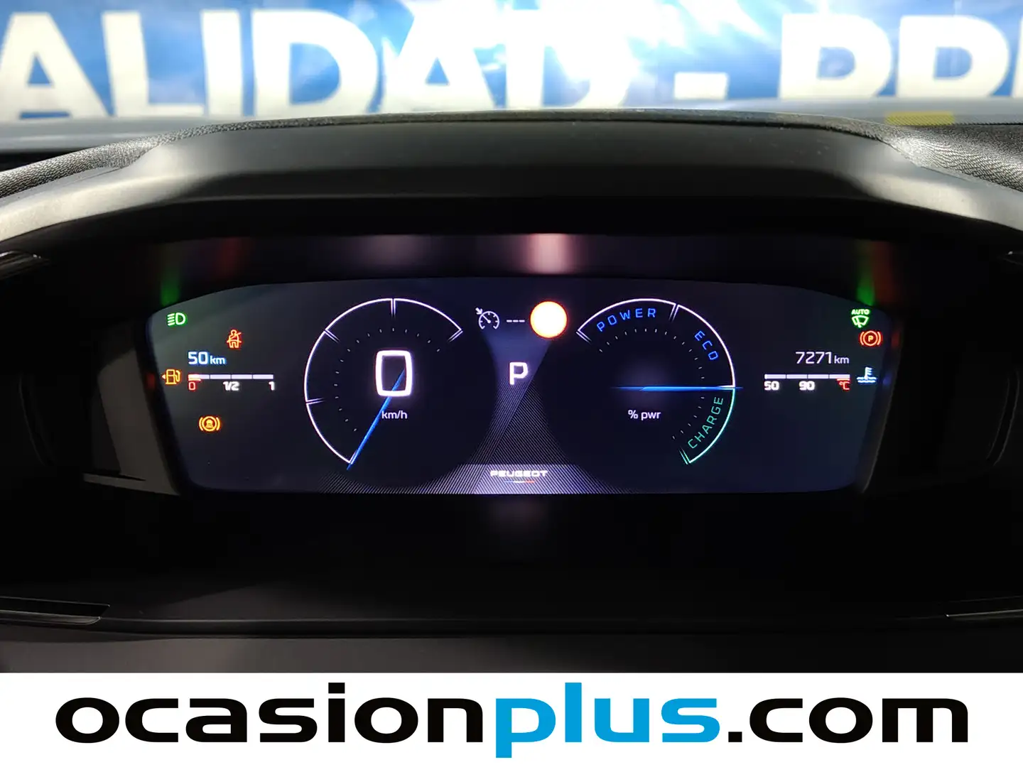 Foto Peugeot 2008 Peugeot 2008 Allure Hybrid eDCS6 (136 CV)