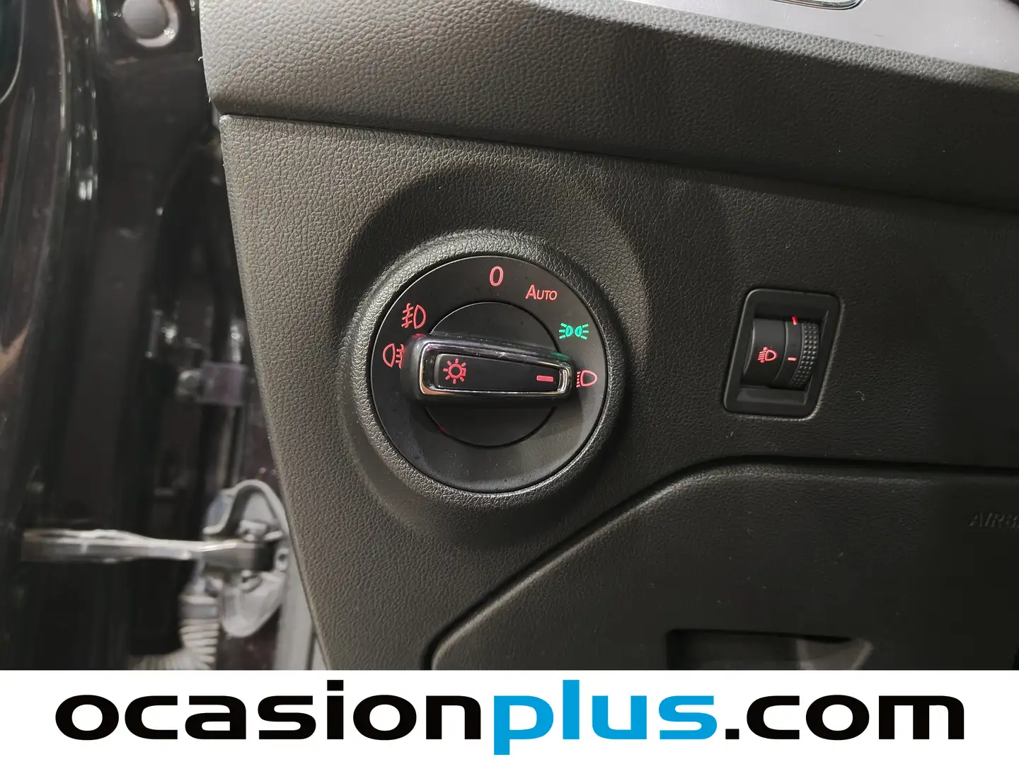 Foto Seat León SEAT León ST 1.6 TDI S&S Style Plus (115 CV)