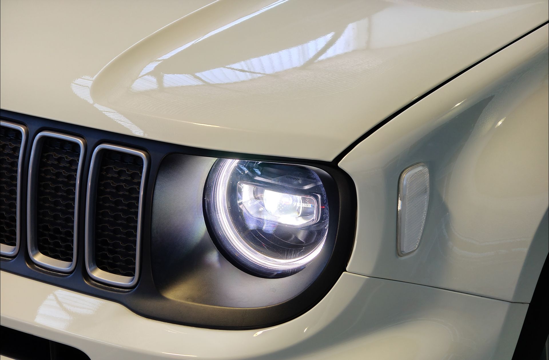 Jeep Renegade eHybrid 1.5 Altitude DCT - foto 14