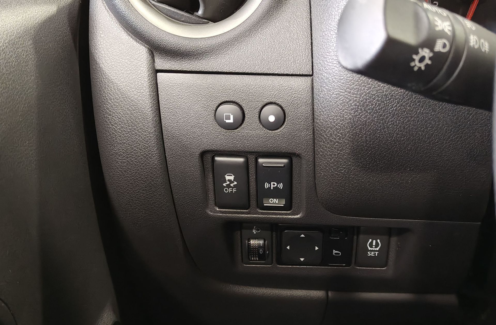 Nissan Micra 1.2G N-TEC - foto 8