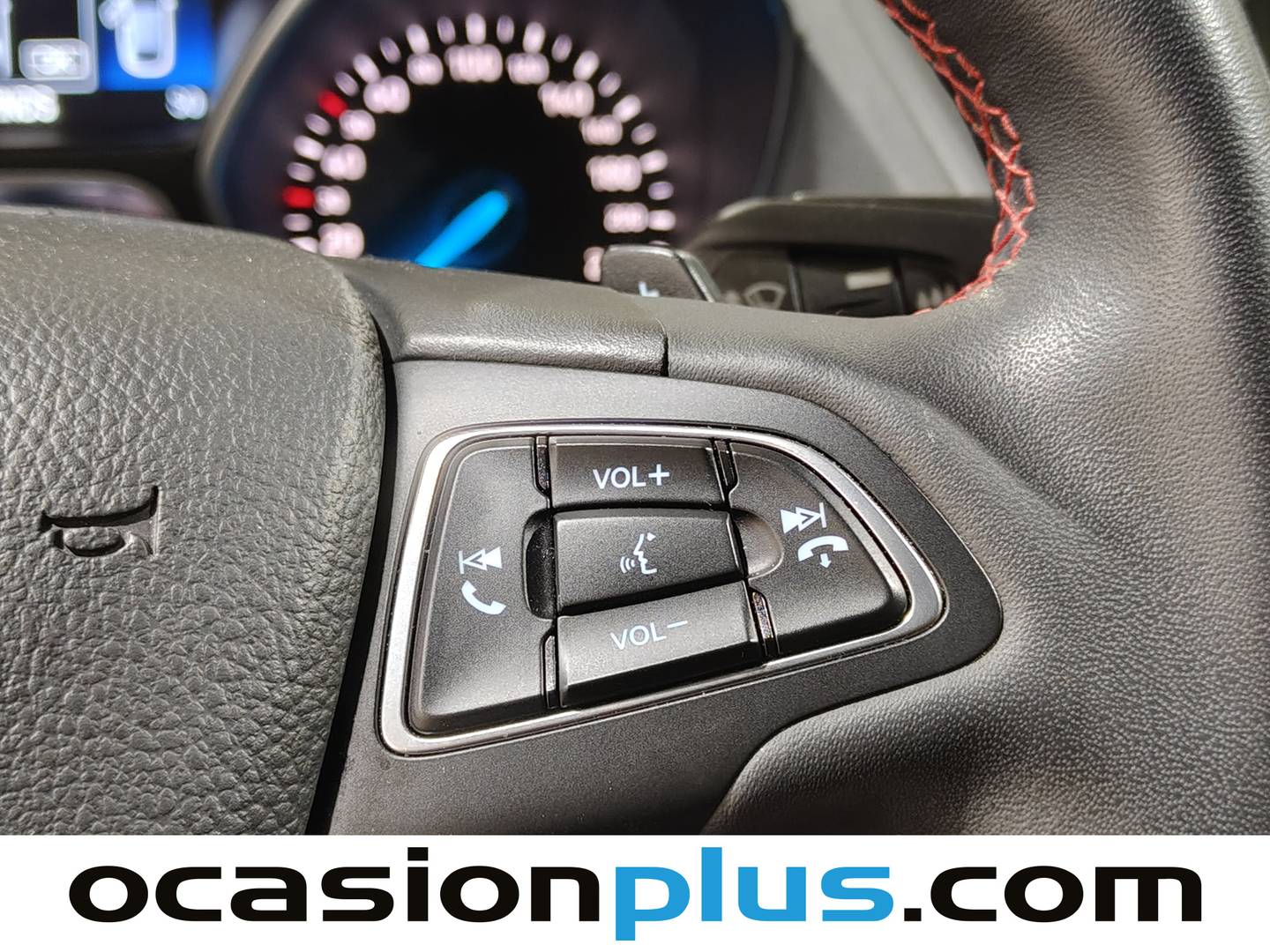 Foto Ford Kuga Ford Kuga 1.5 EcoBoost S&S ST-Line 4x4 Auto (180 CV)