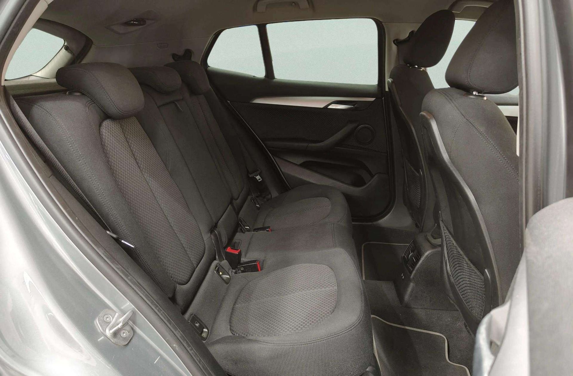 BMW X2 sDrive18d Business - foto 20
